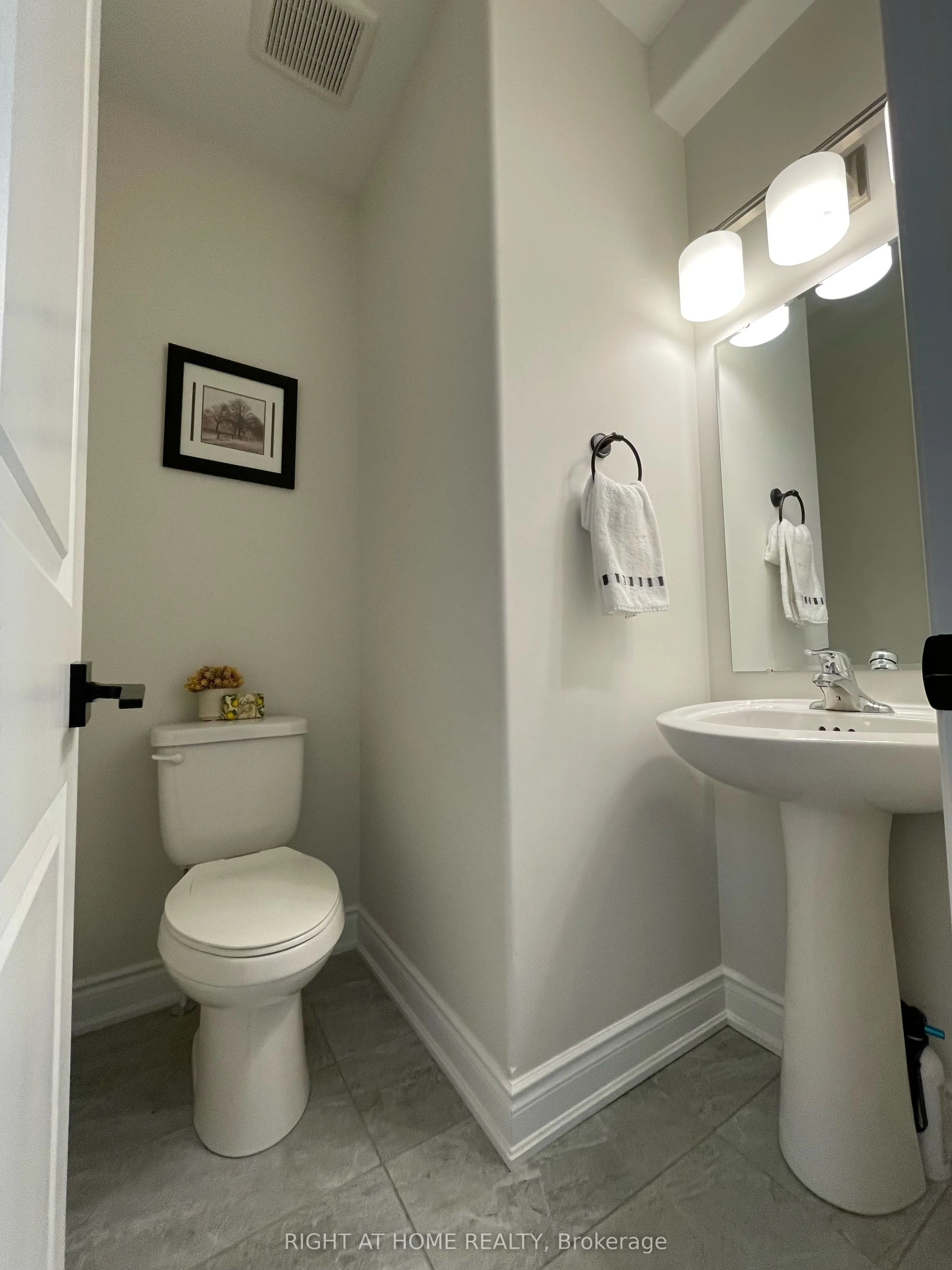 292 Noftall Gardens