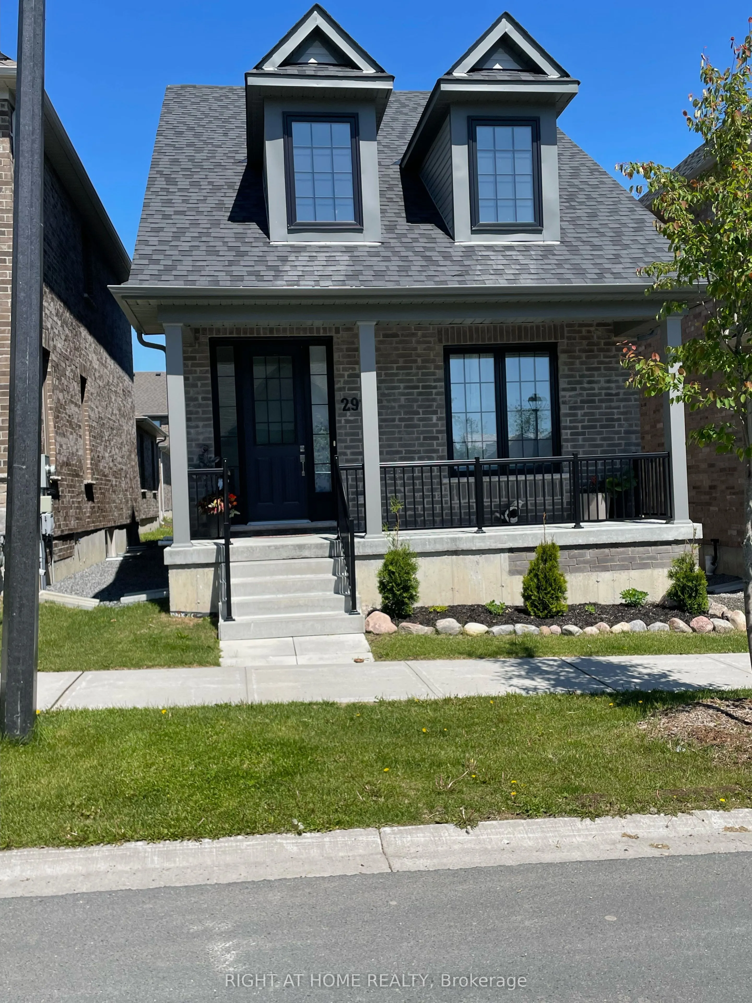 292 Noftall Gardens