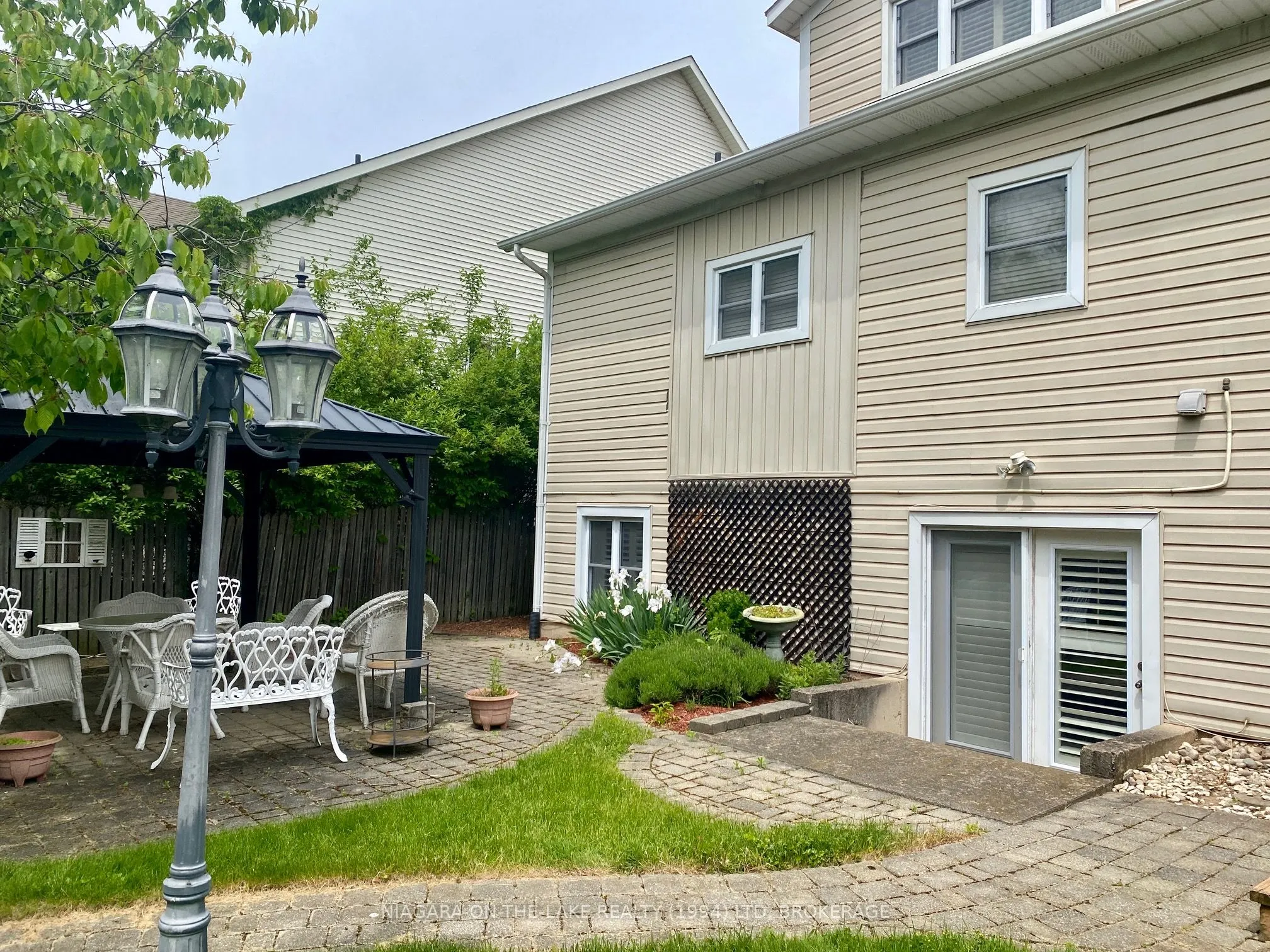 1891 LAKESHORE ROAD