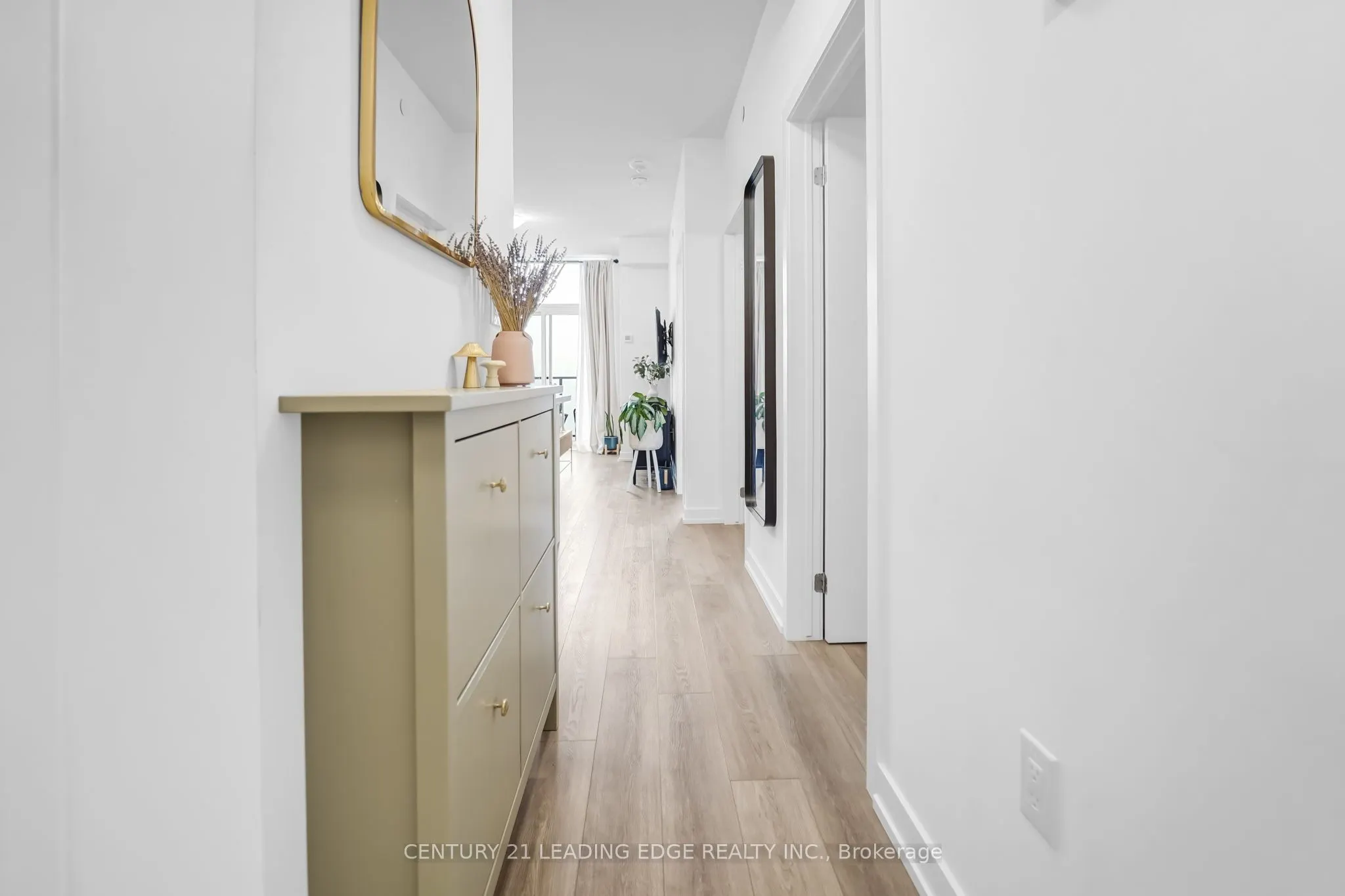 460 Dundas Street E, #313