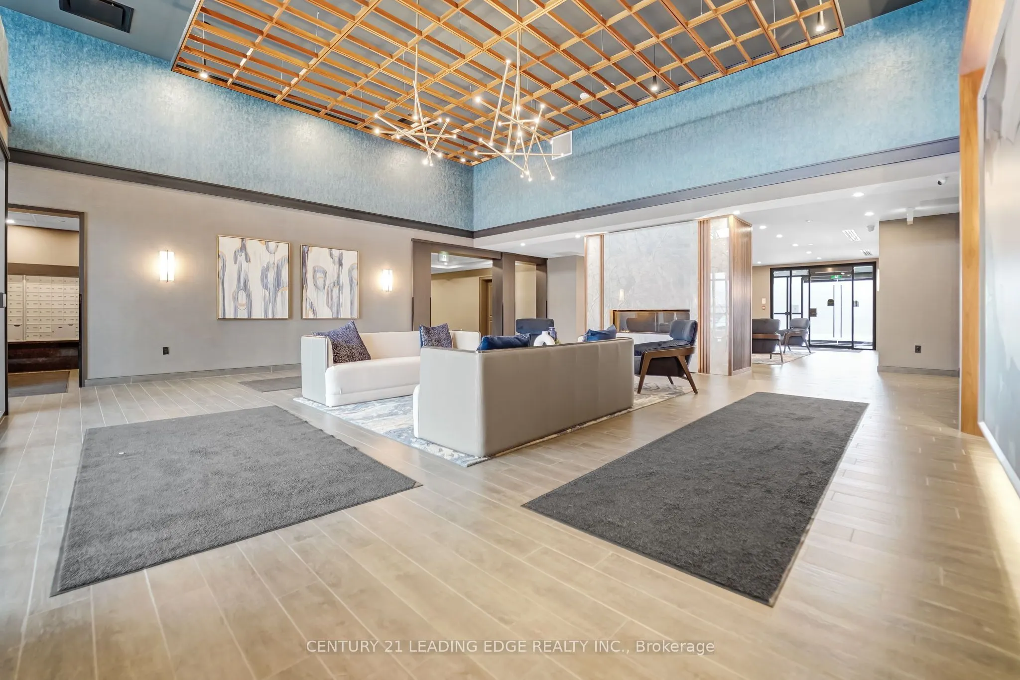 460 Dundas Street E, #313