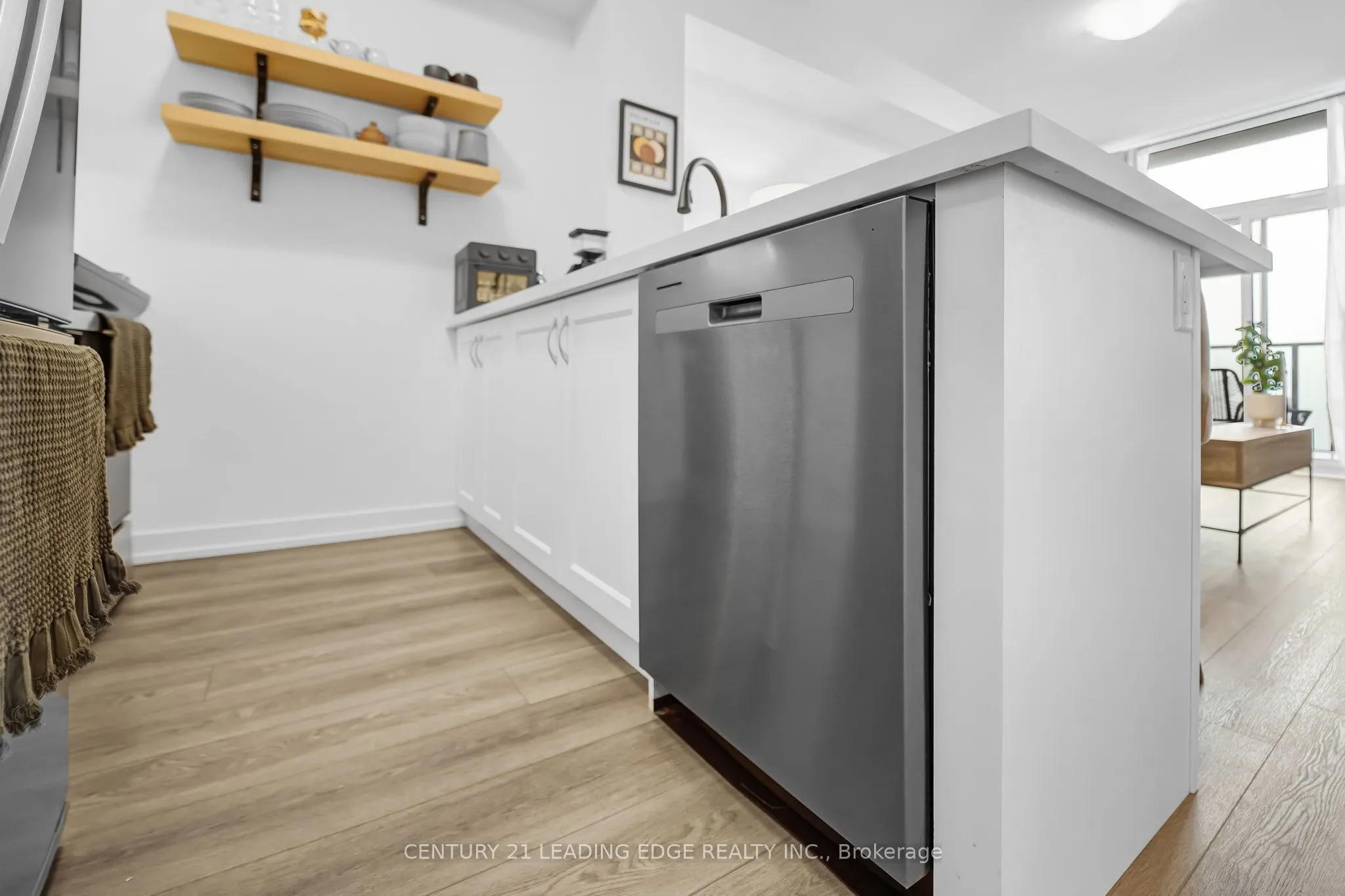 460 Dundas Street E, #313