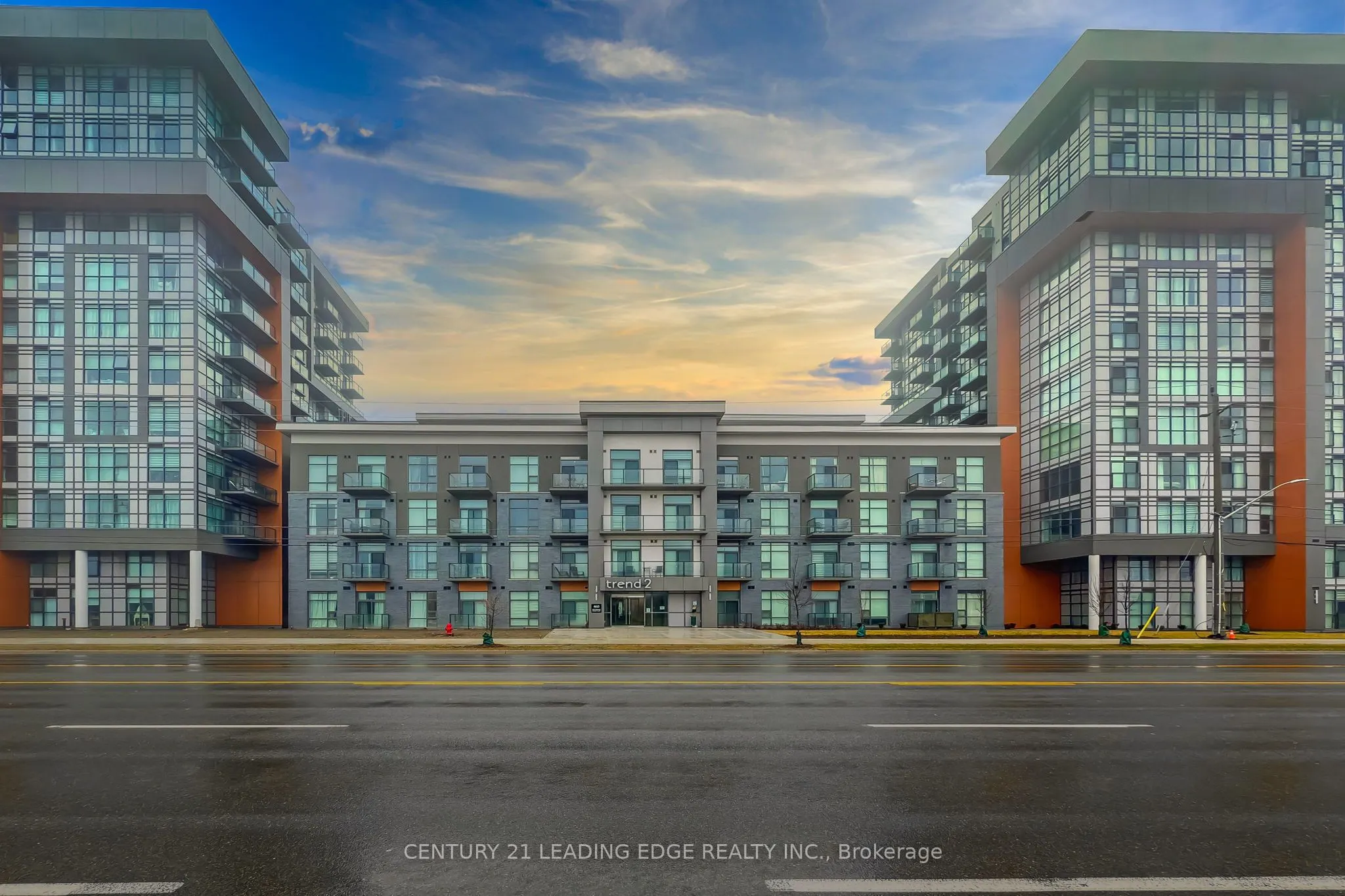 460 Dundas Street E, #313