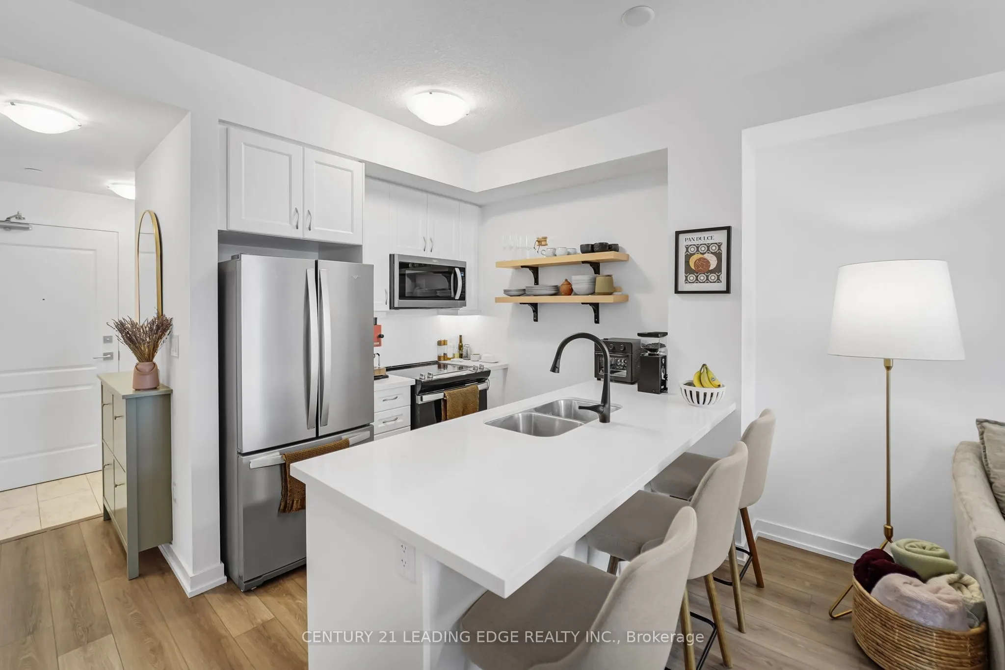 460 Dundas Street E, #313