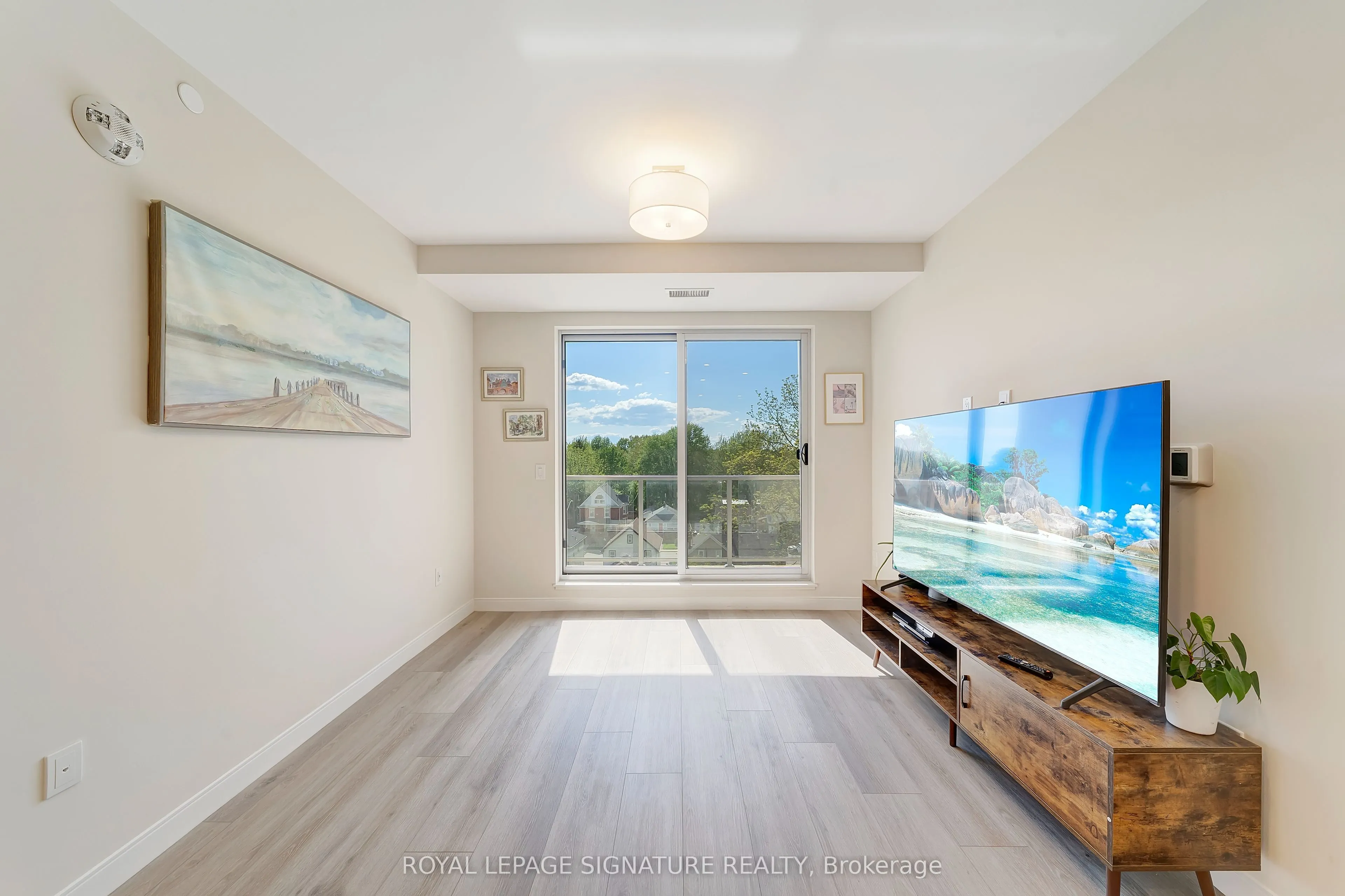 118 West Street #502