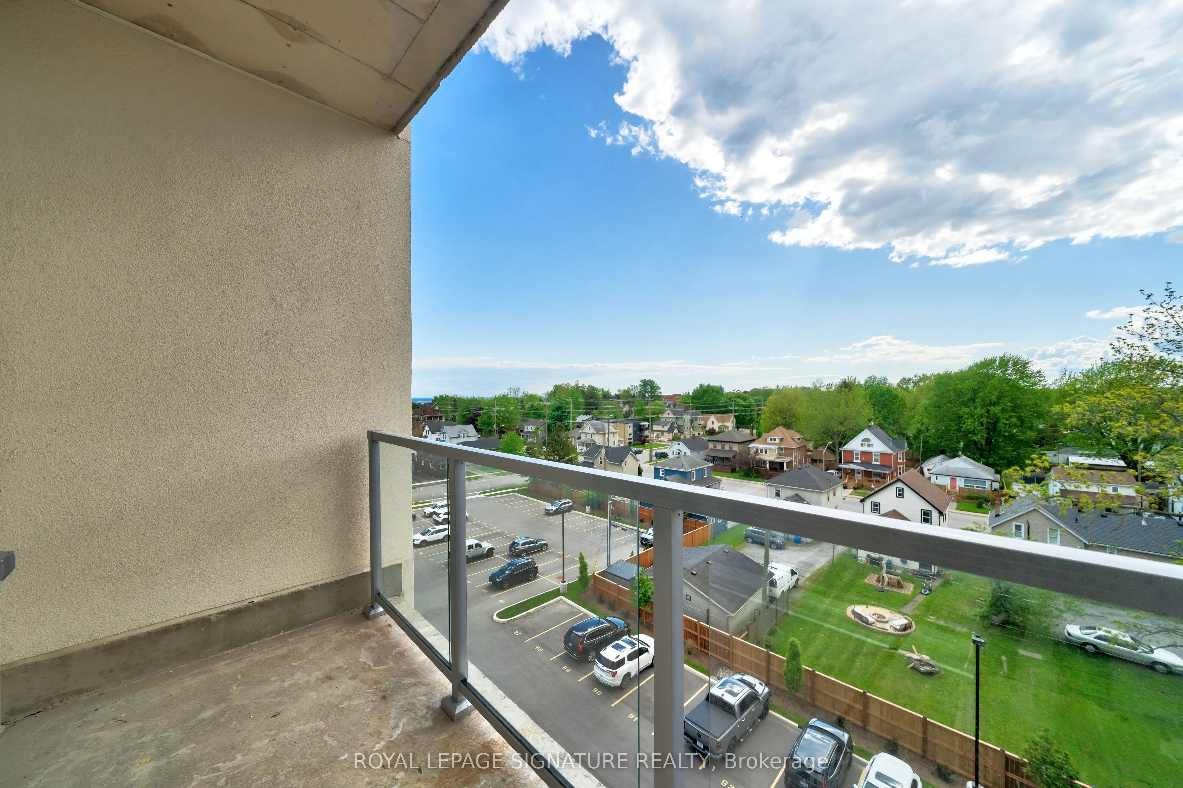 118 West Street #502