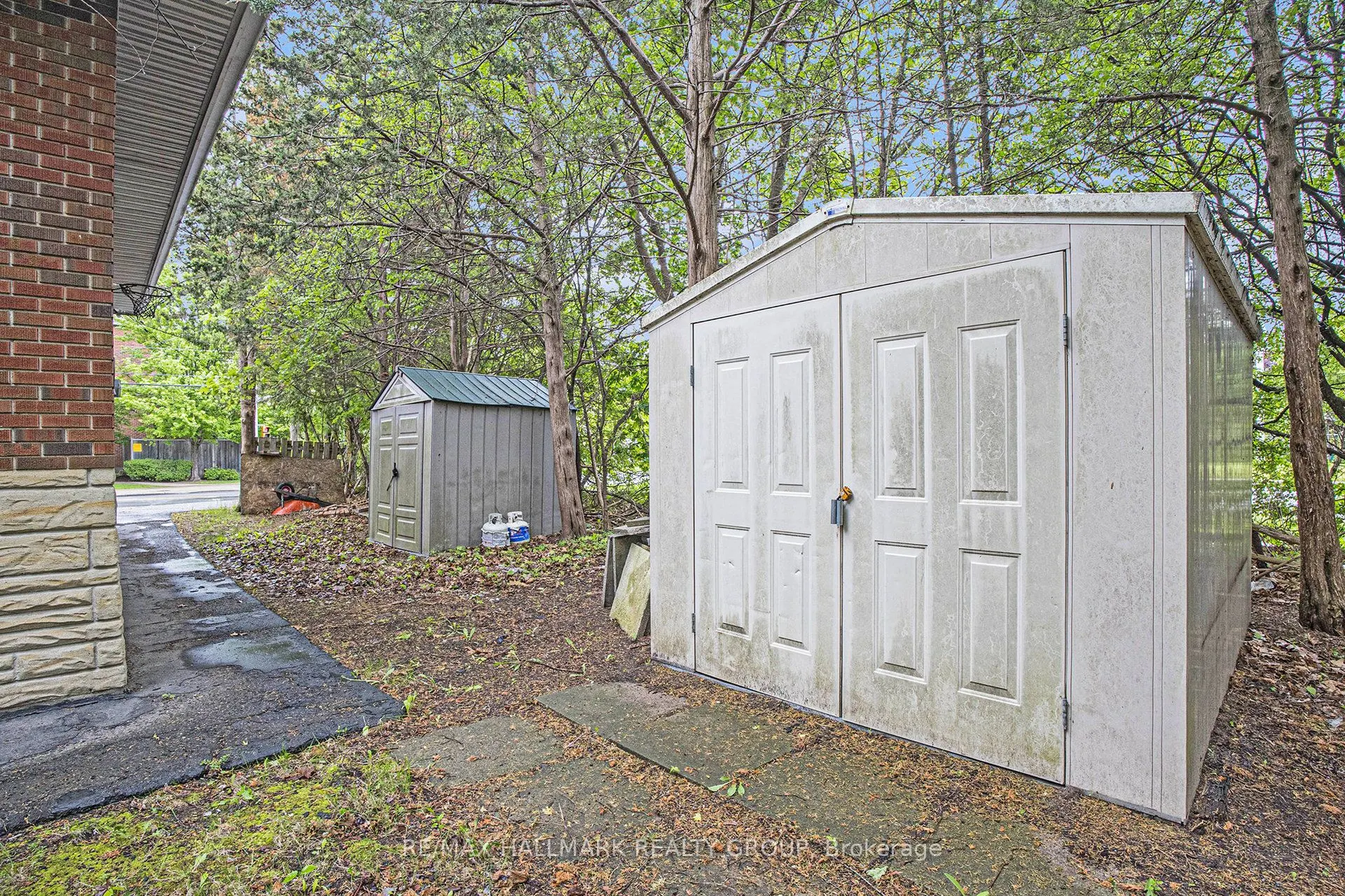 1128 Cummings Avenue