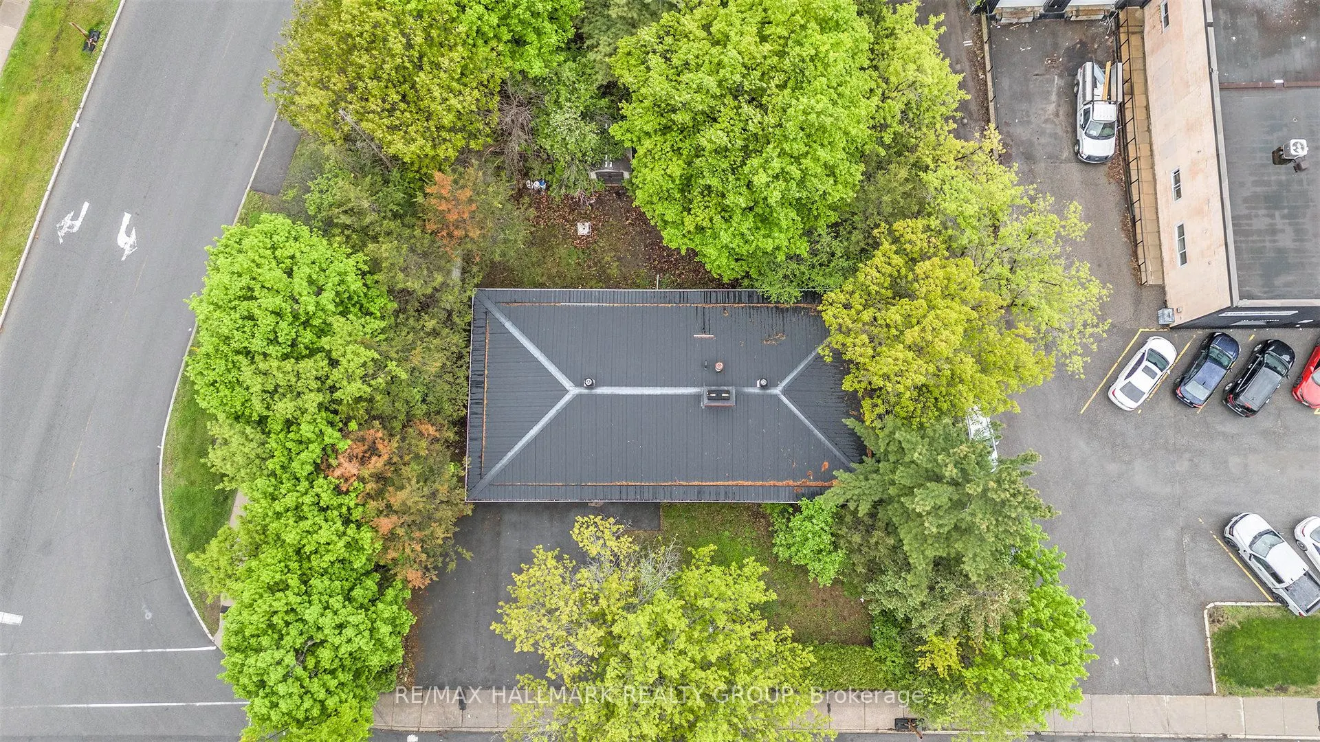 1128 Cummings Avenue