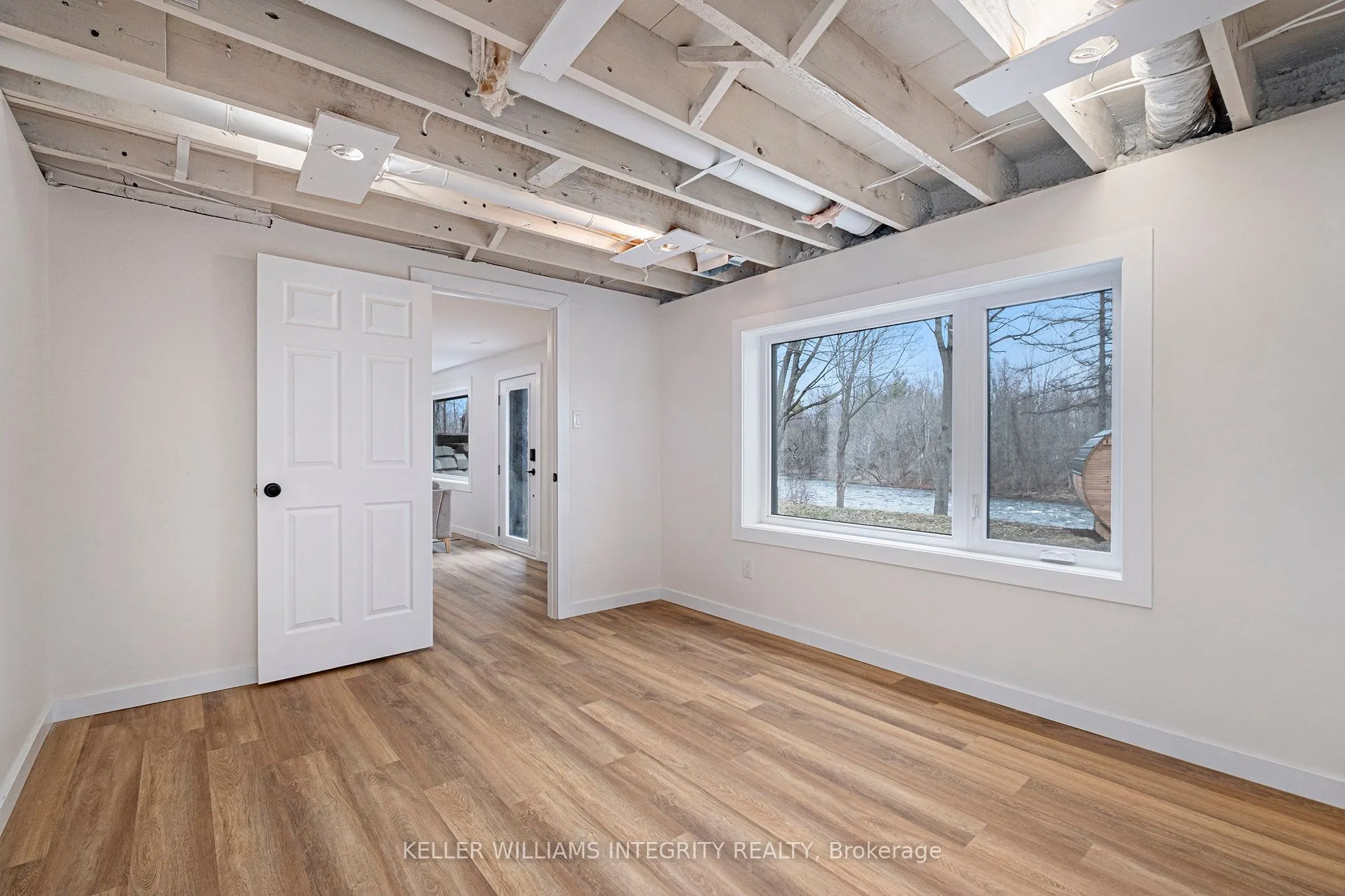 17 Lockview Road