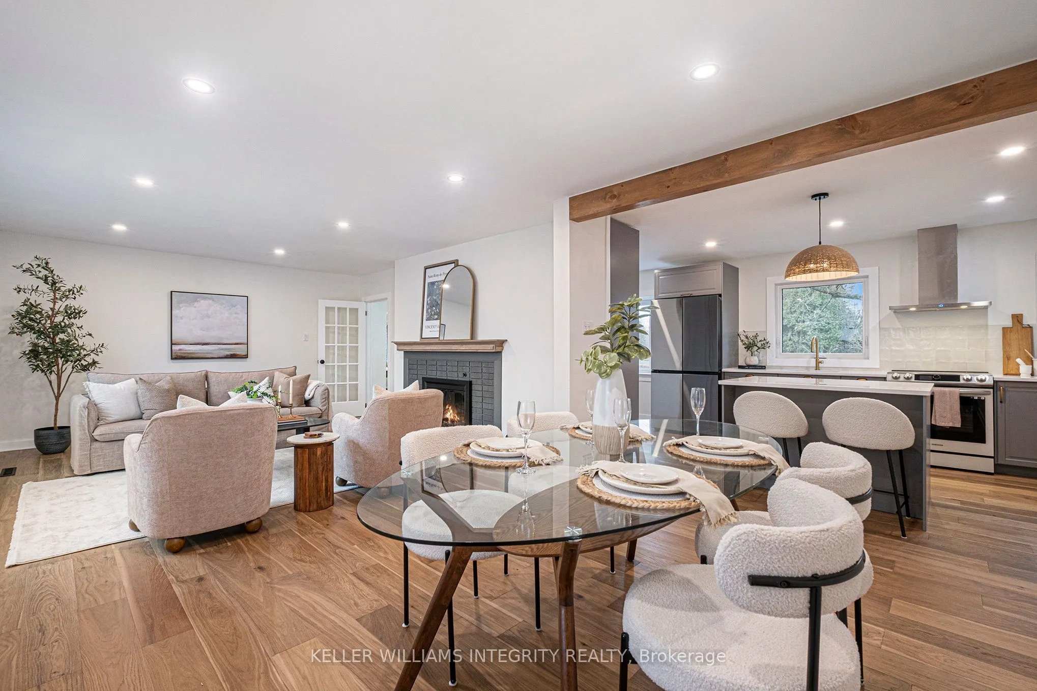 17 Lockview Road