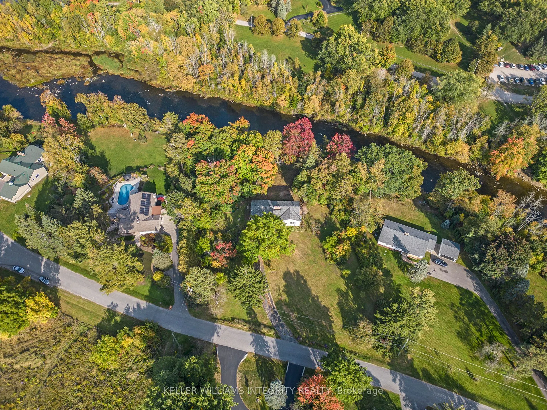 17 Lockview Road