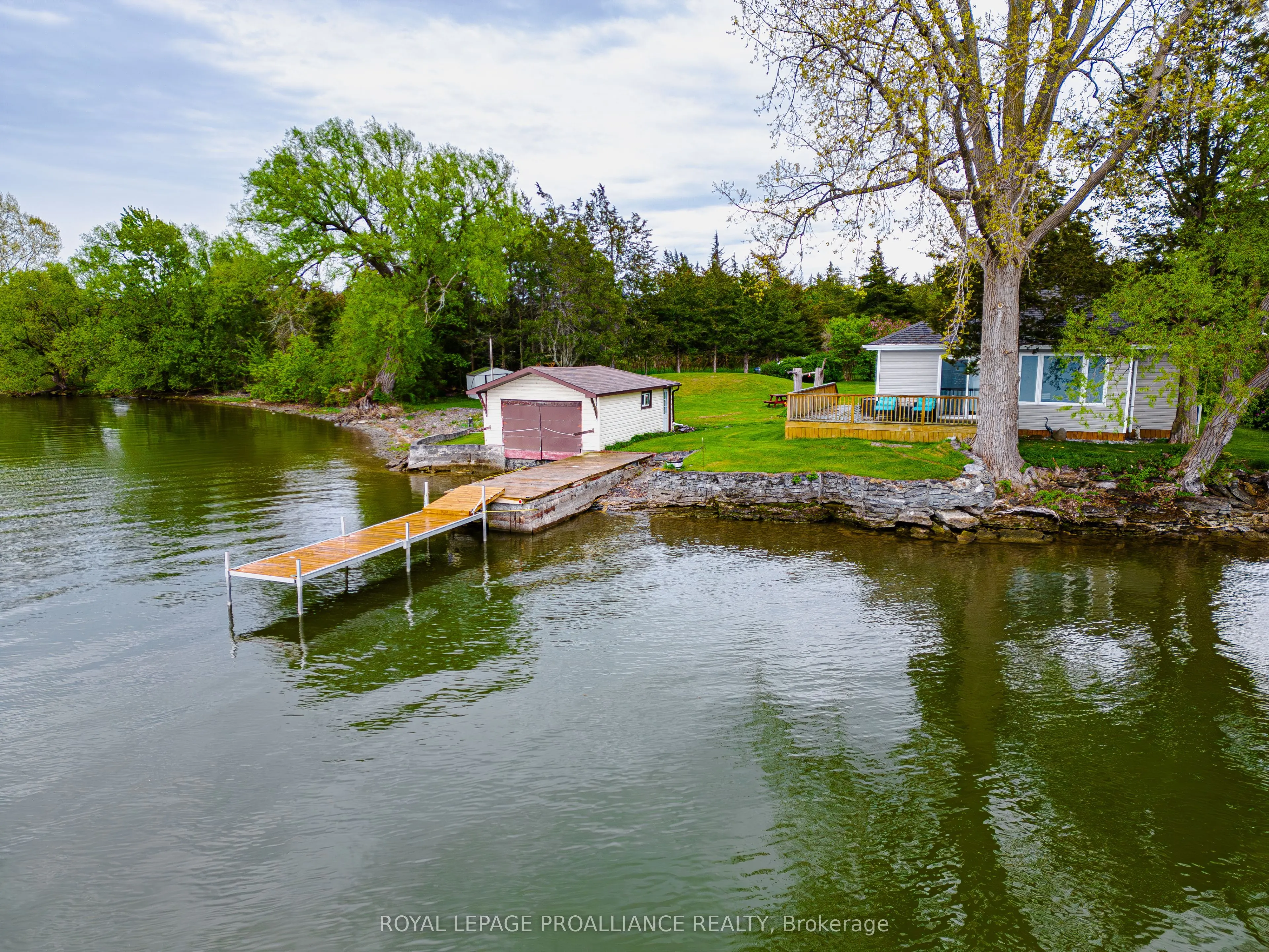 541G South Shore Road