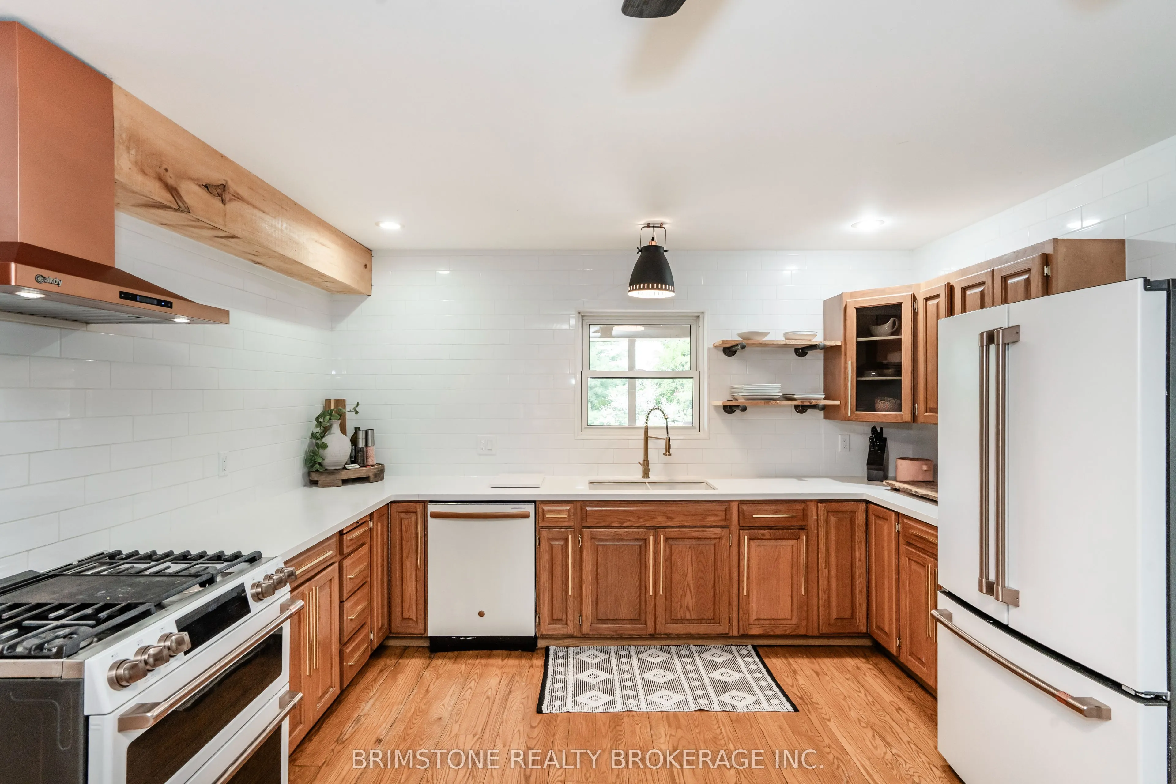 936488 Dufferin Cty Road 18 Road E