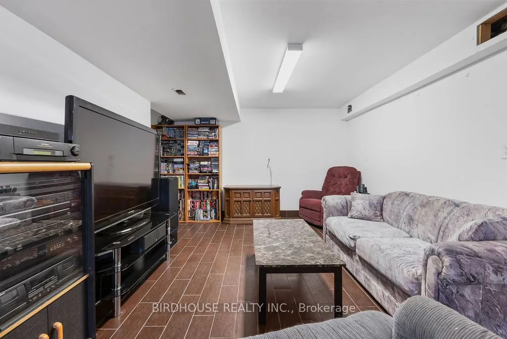1393 Killarney Bay Road