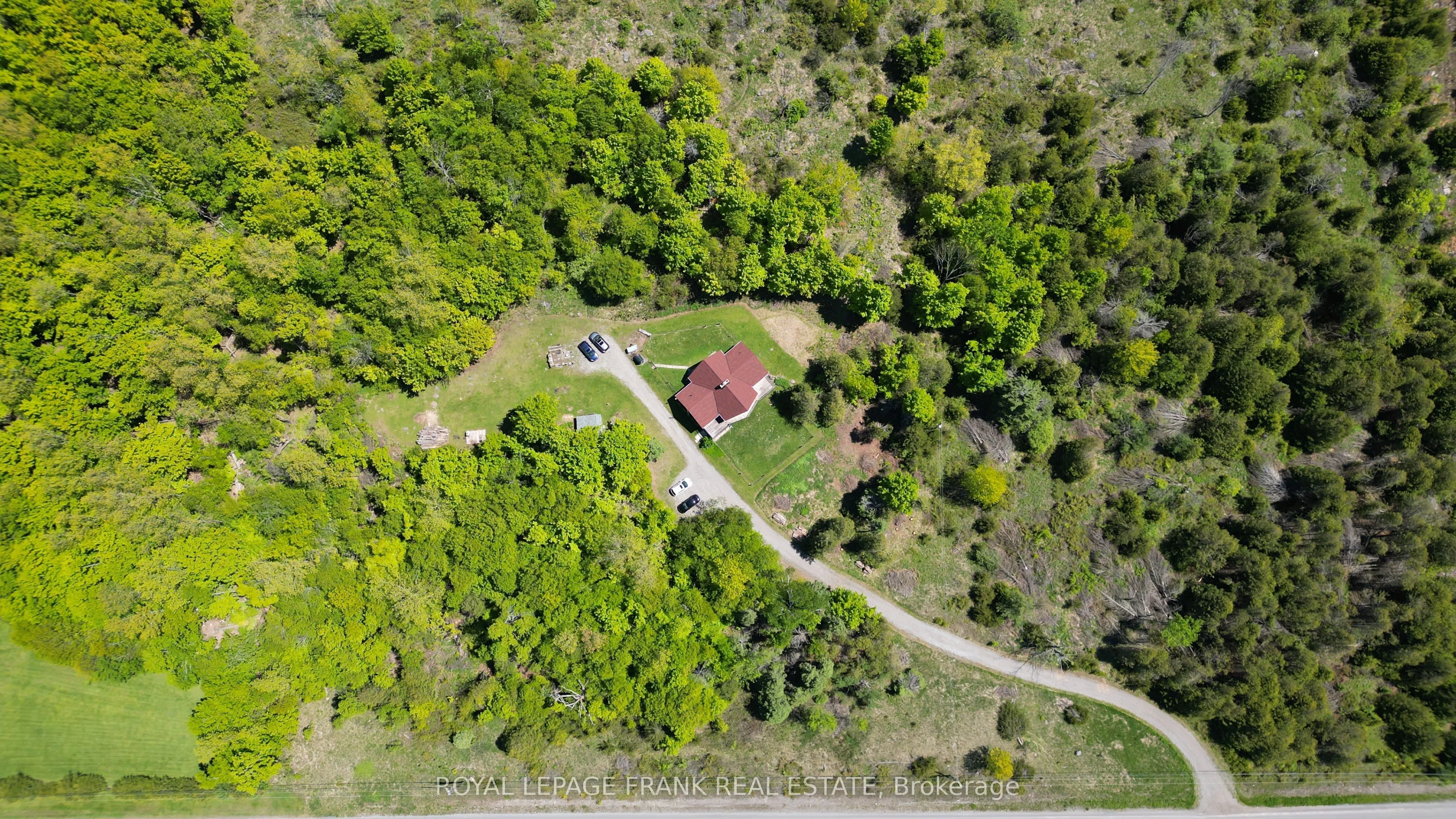 884 Centre Line Road