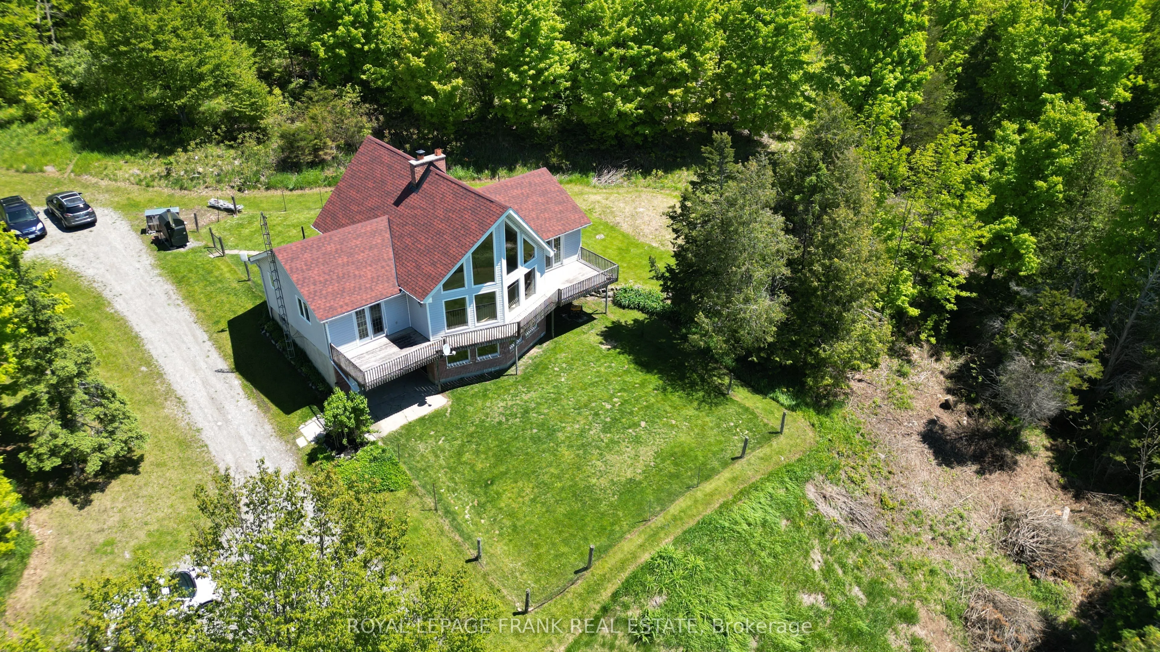 884 Centre Line Road