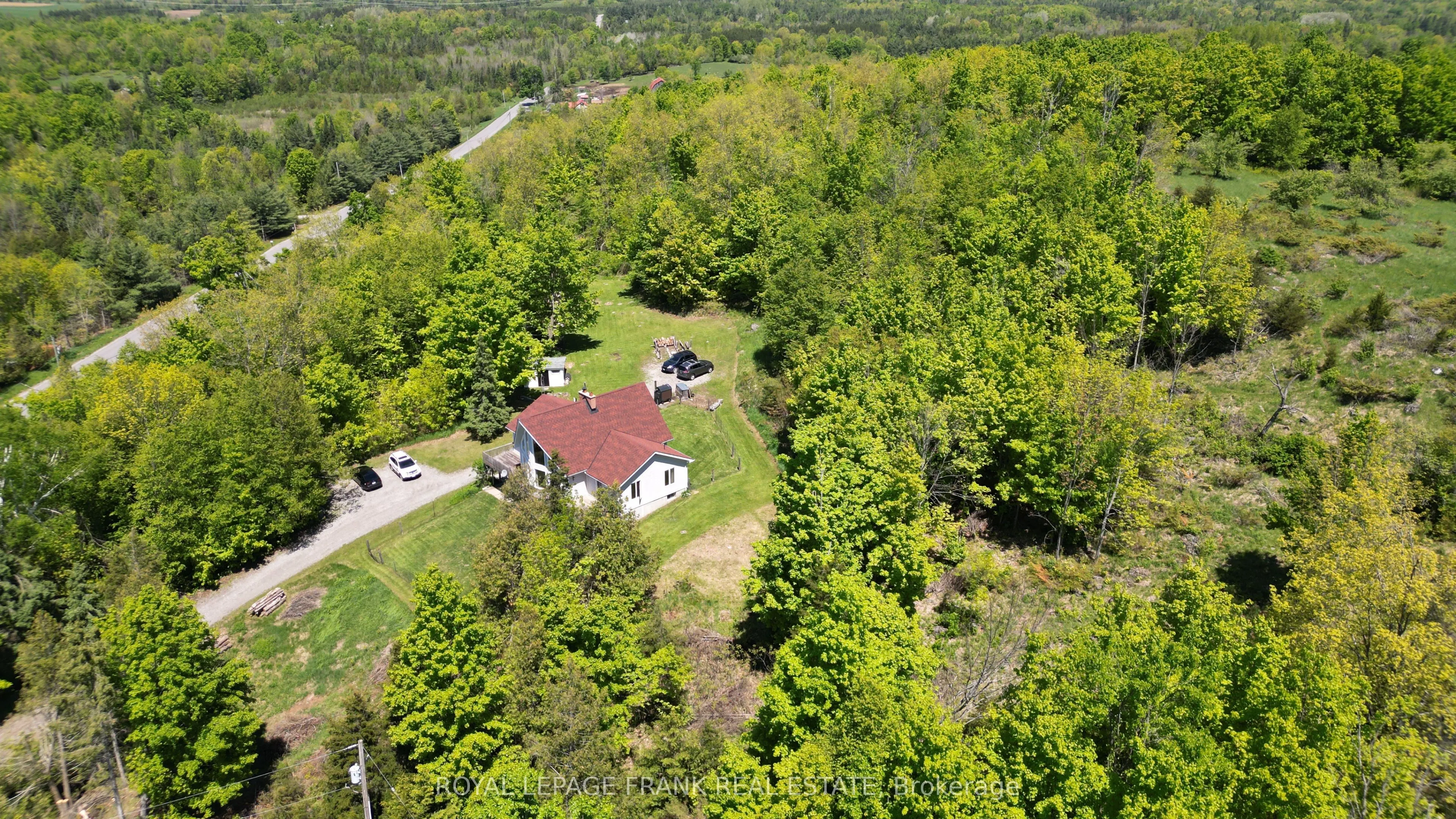 884 Centre Line Road