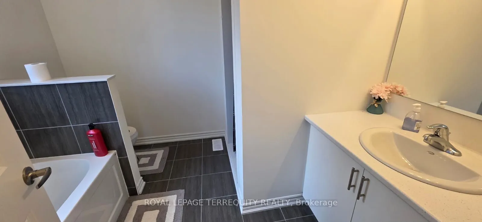 37 Hillcroft Way