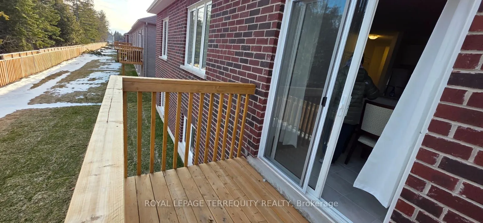 37 Hillcroft Way