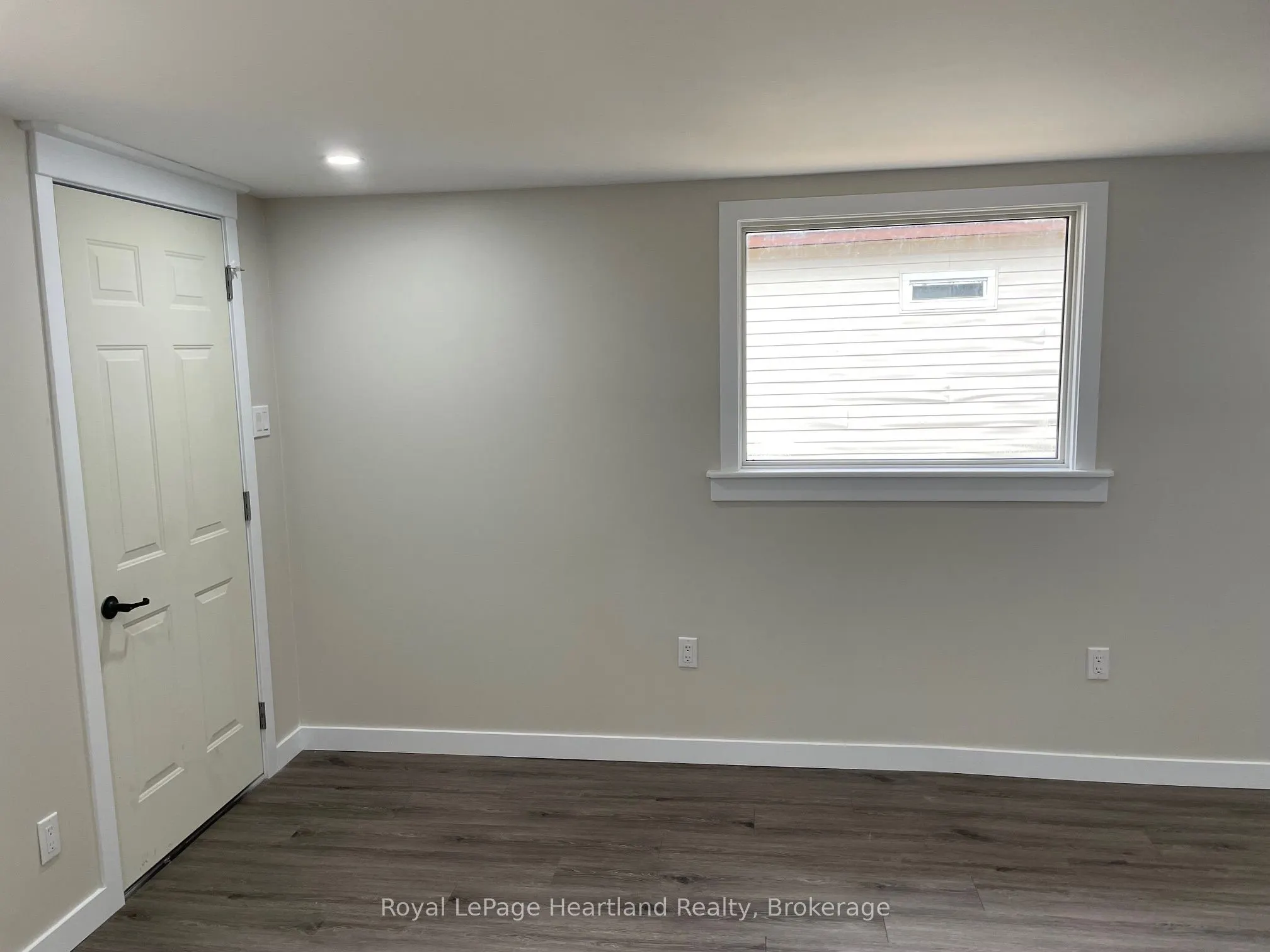 16 BLOOMSBURY Drive, #16