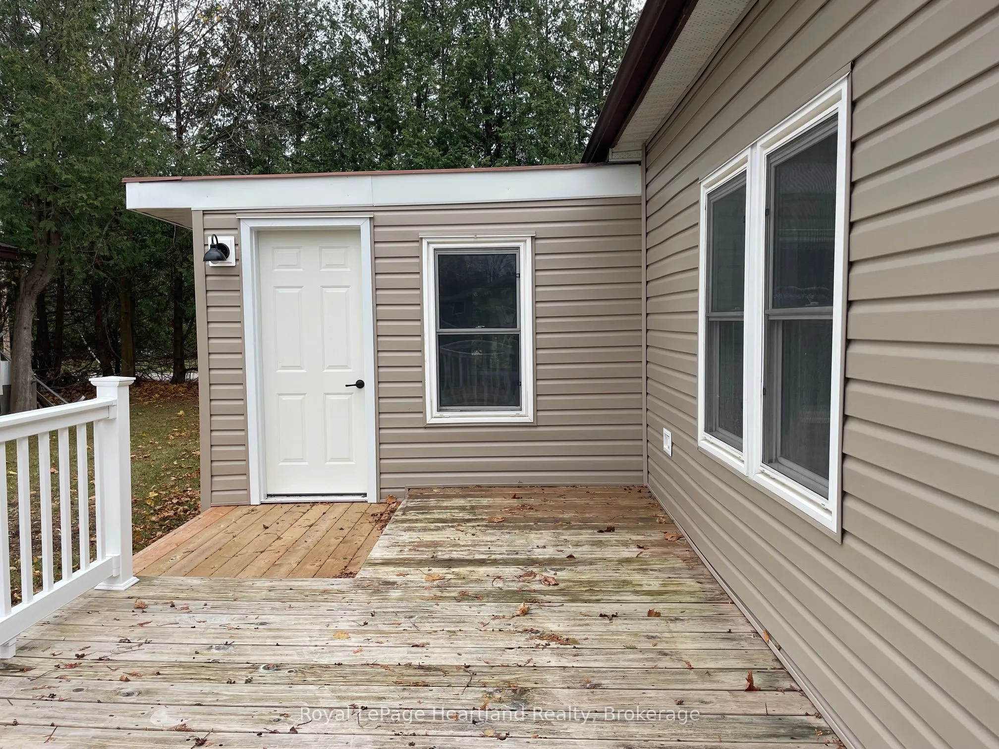 16 BLOOMSBURY Drive, #16