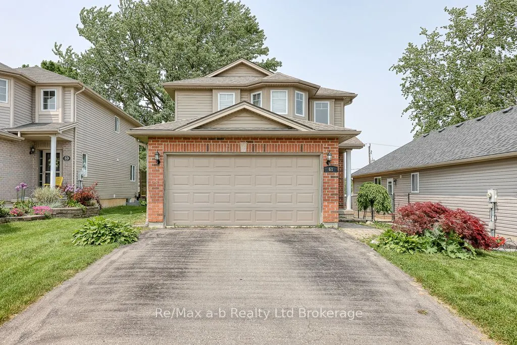 61 Kerr Crescent