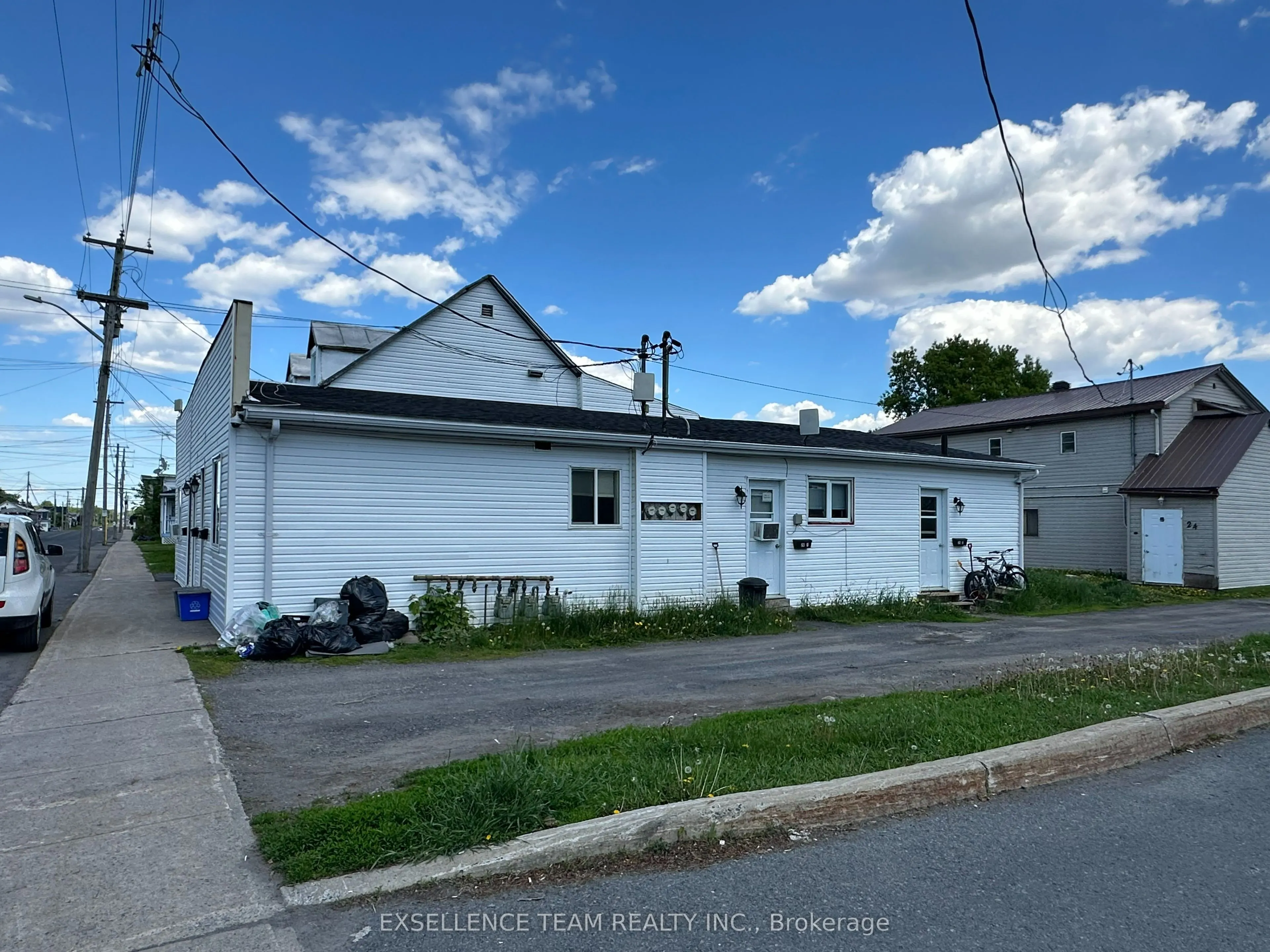 28 Lochiel Street