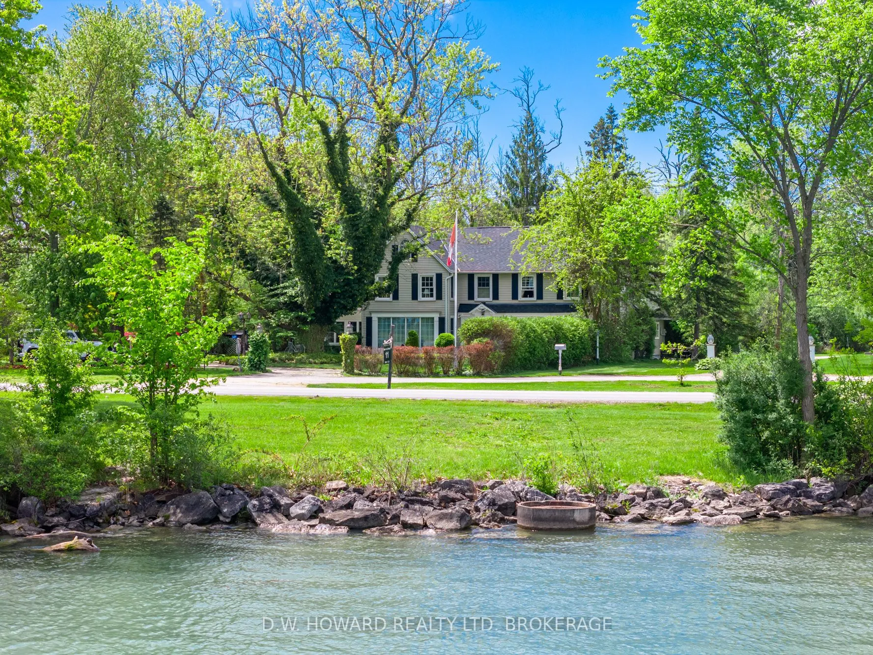 3689 Niagara Boulevard