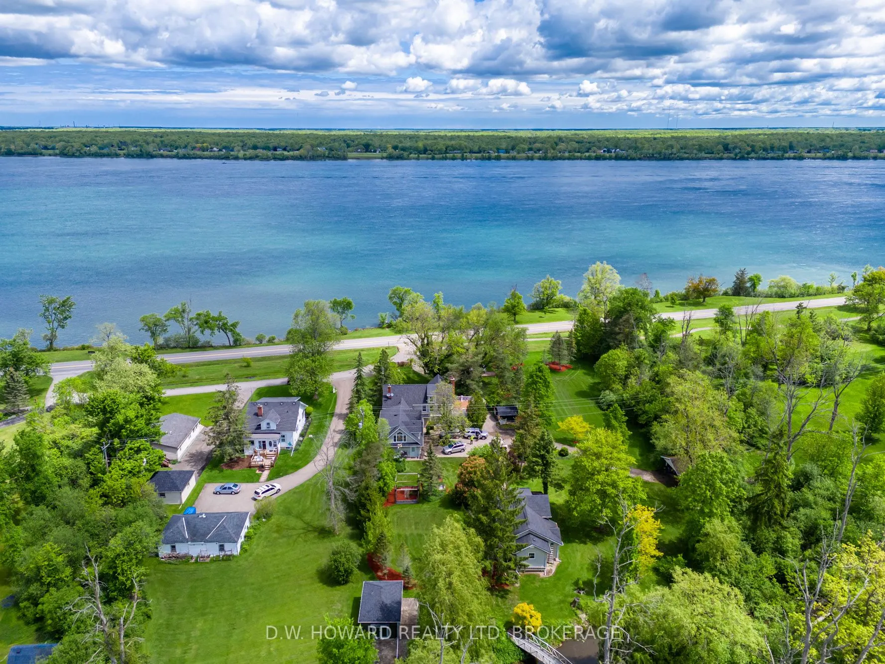3689 Niagara Boulevard