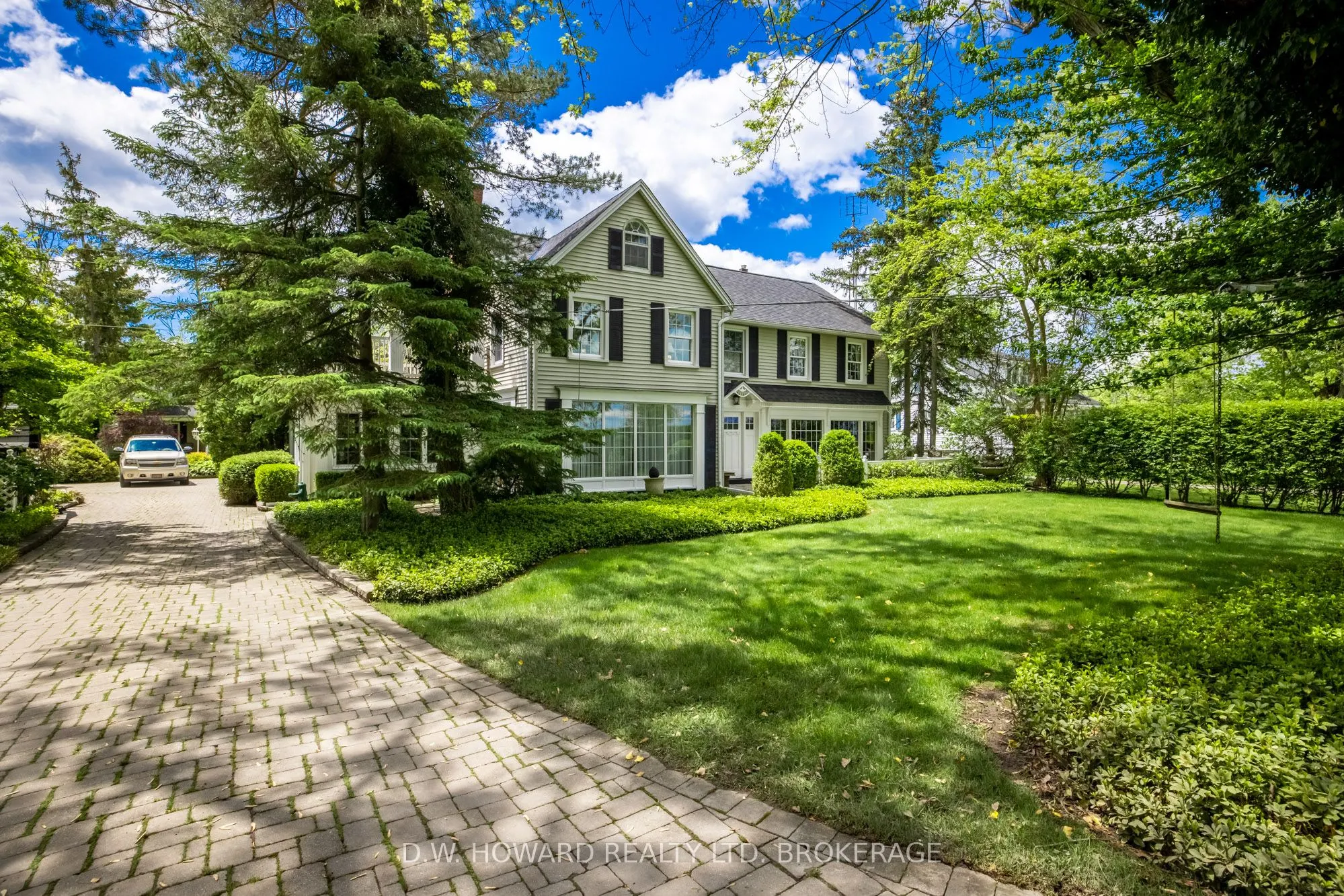3689 Niagara Boulevard