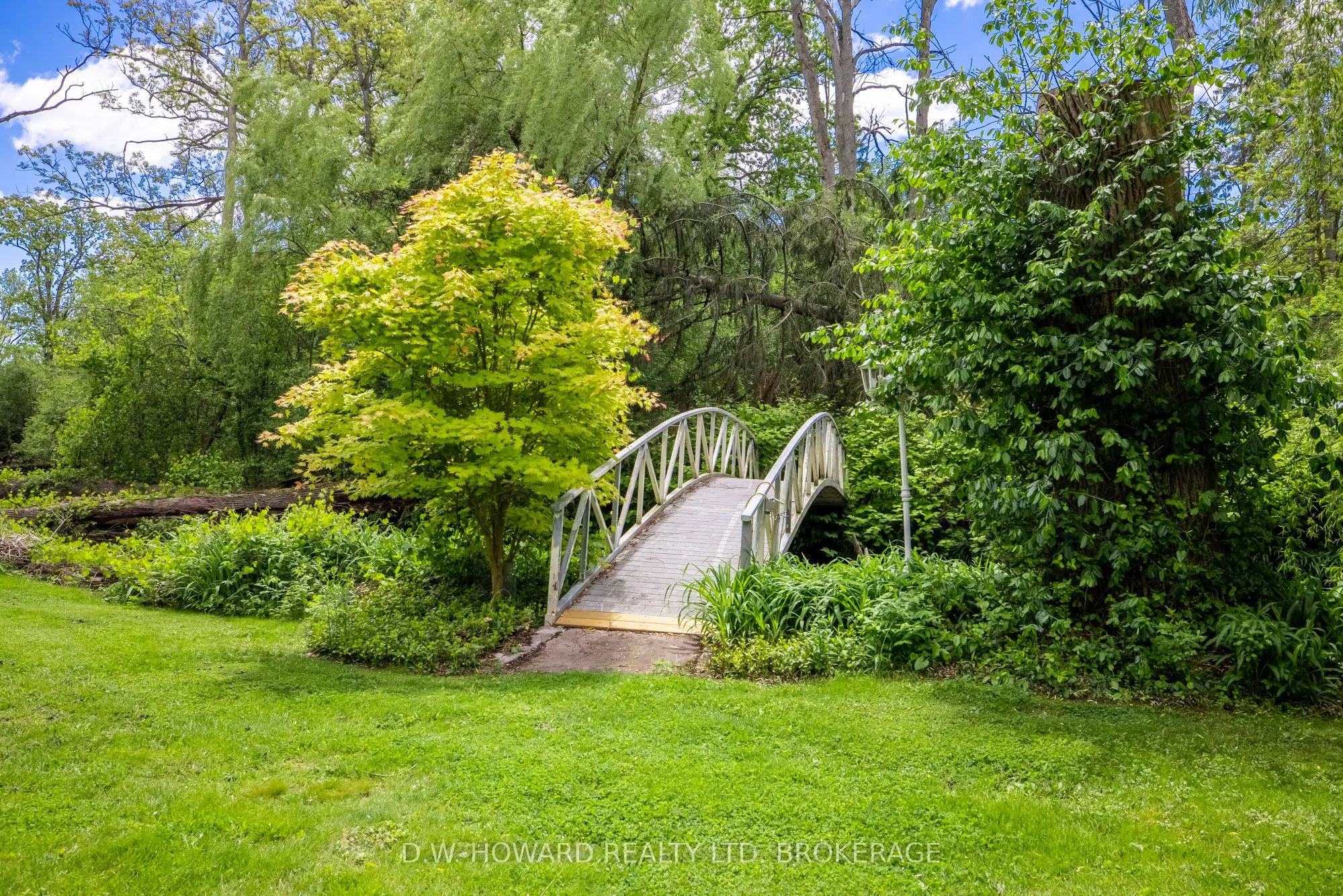 3689 Niagara Boulevard