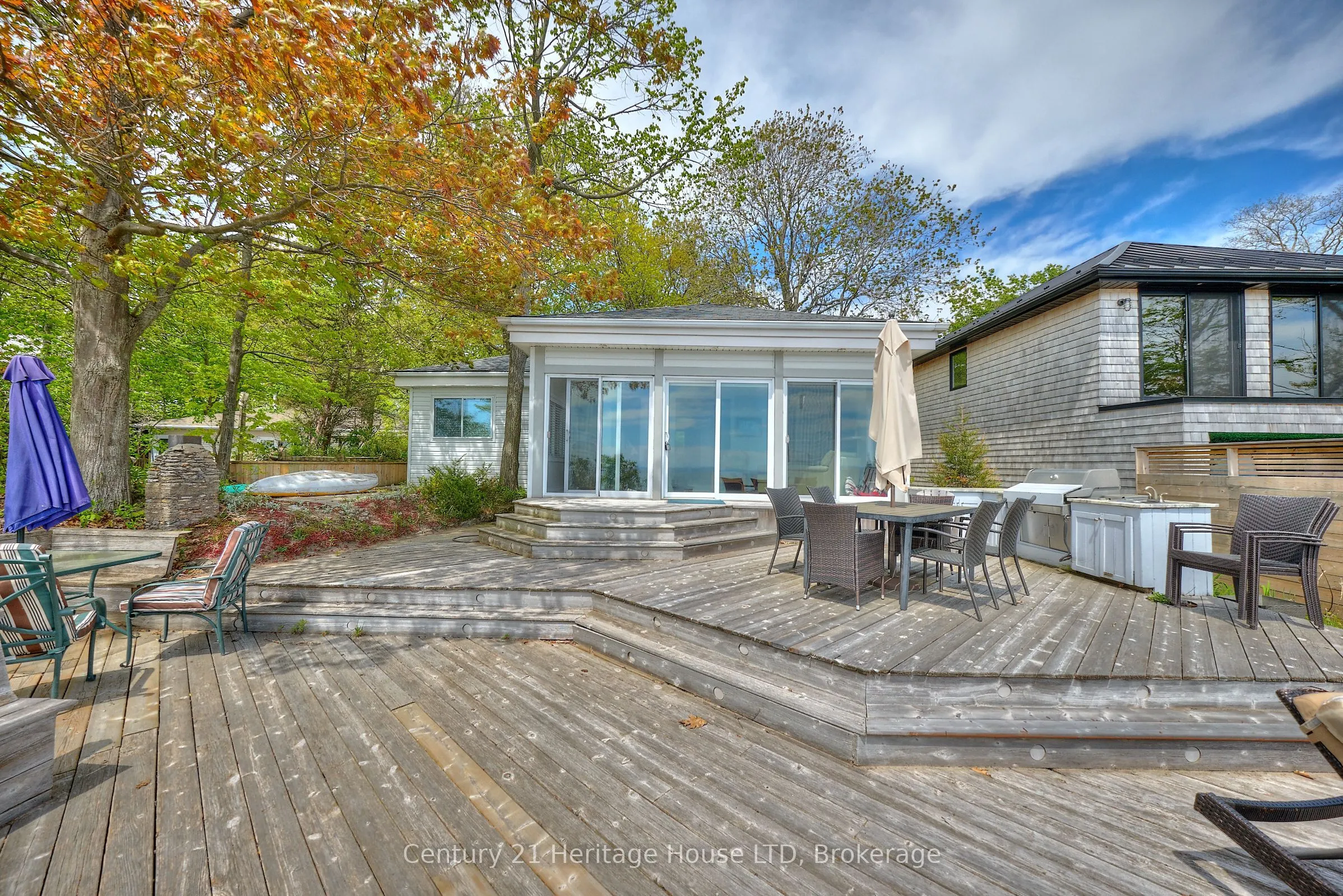 2901 Vimy Road