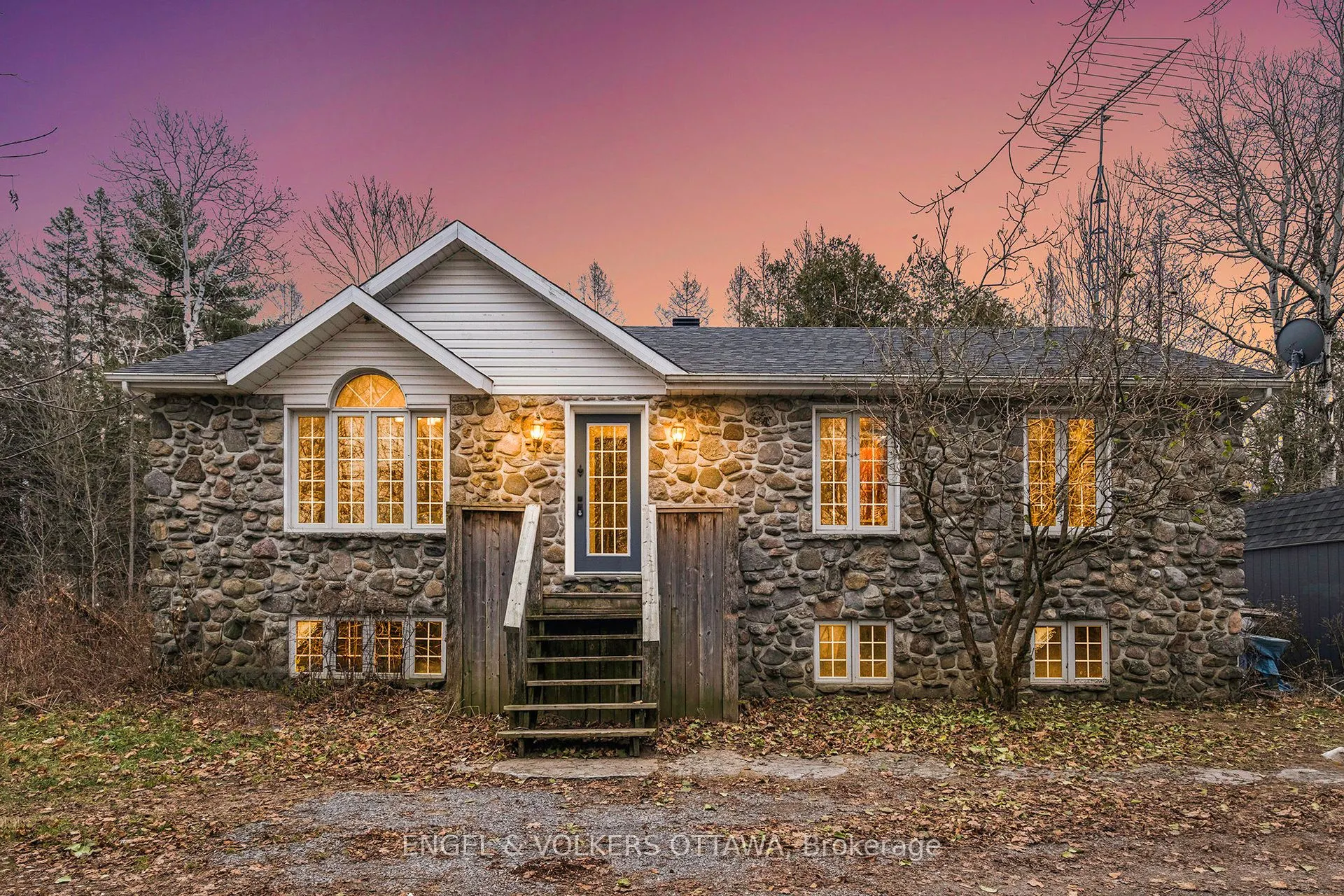 4751 PEARL Road