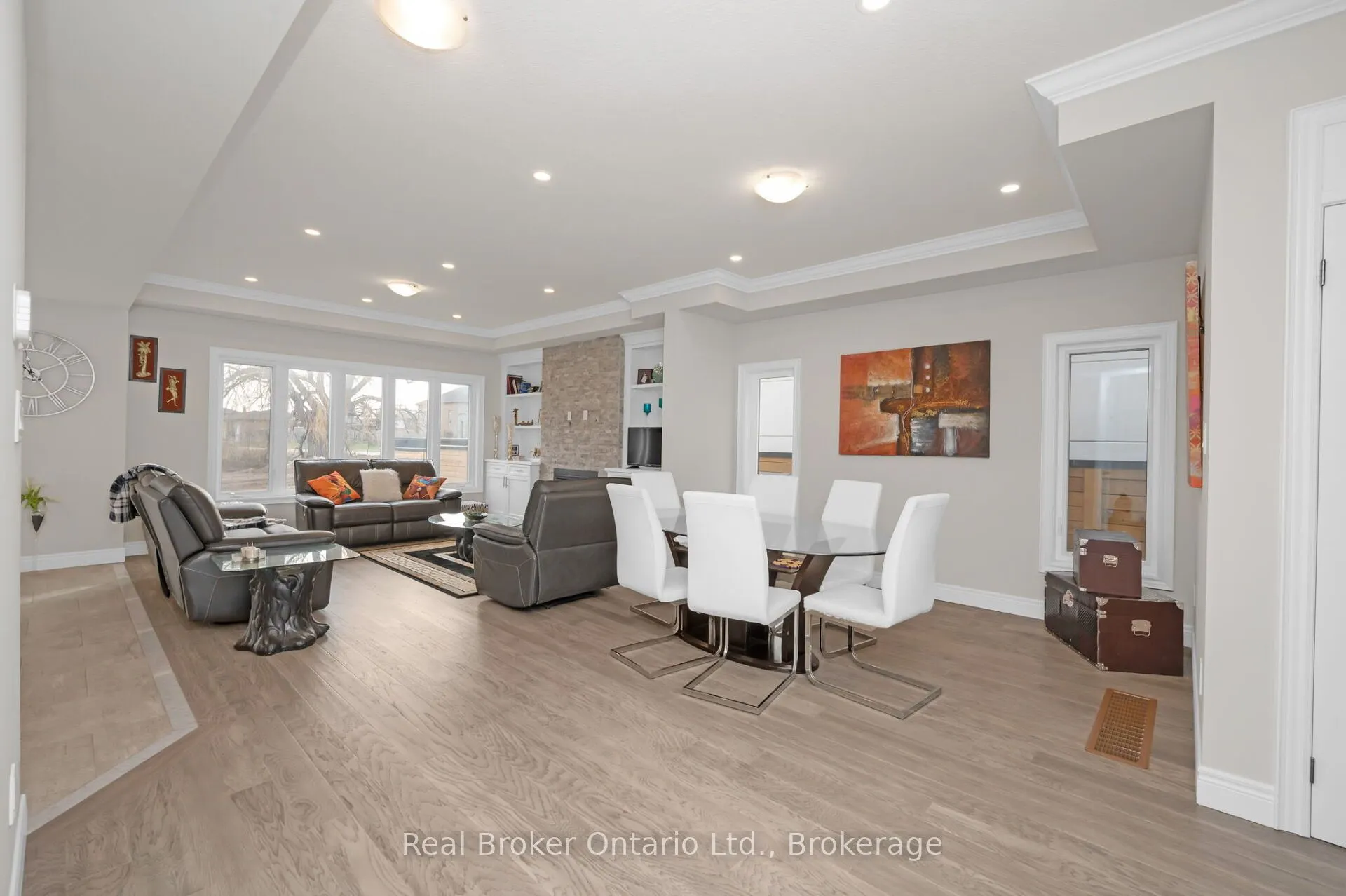 61 Eleanor Avenue
