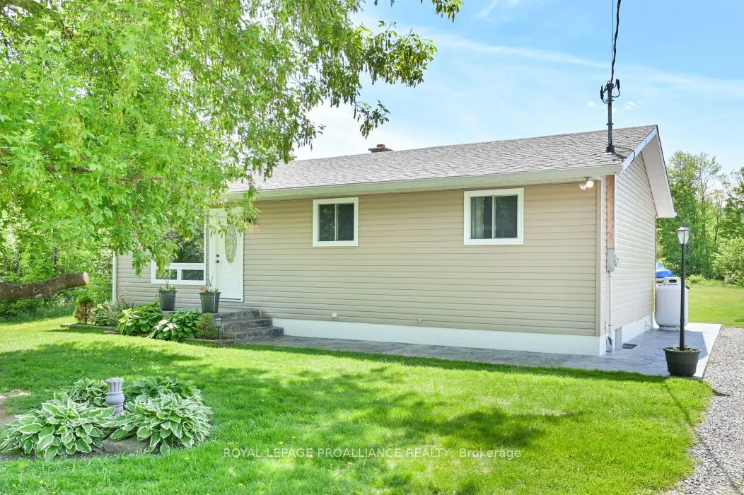 429 Elzevir Road