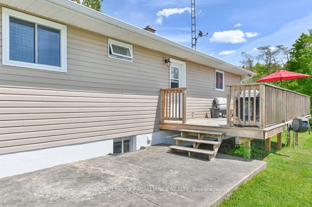 429 Elzevir Road