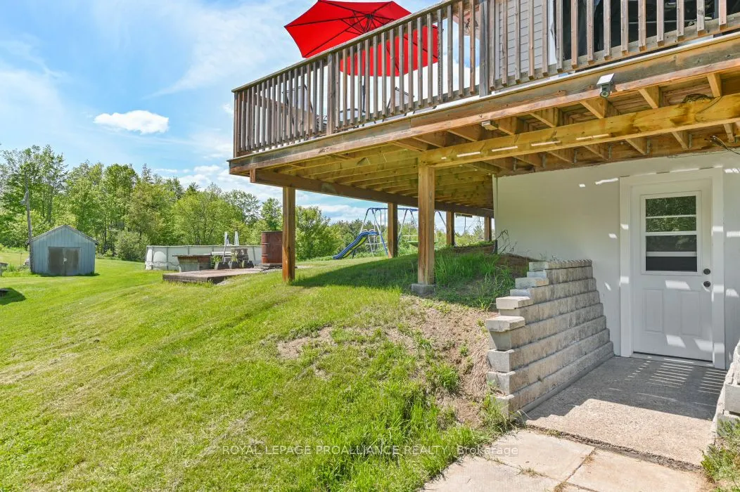 429 Elzevir Road