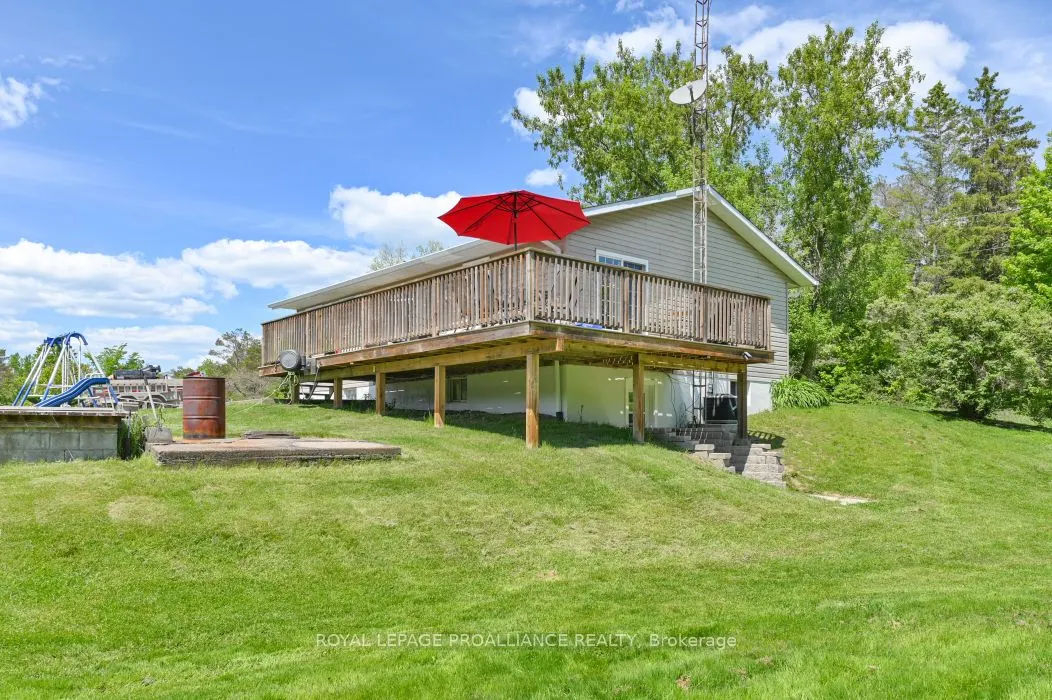 429 Elzevir Road