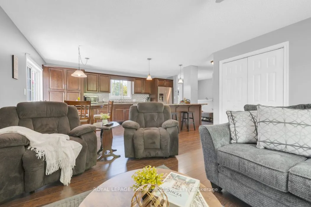 429 Elzevir Road