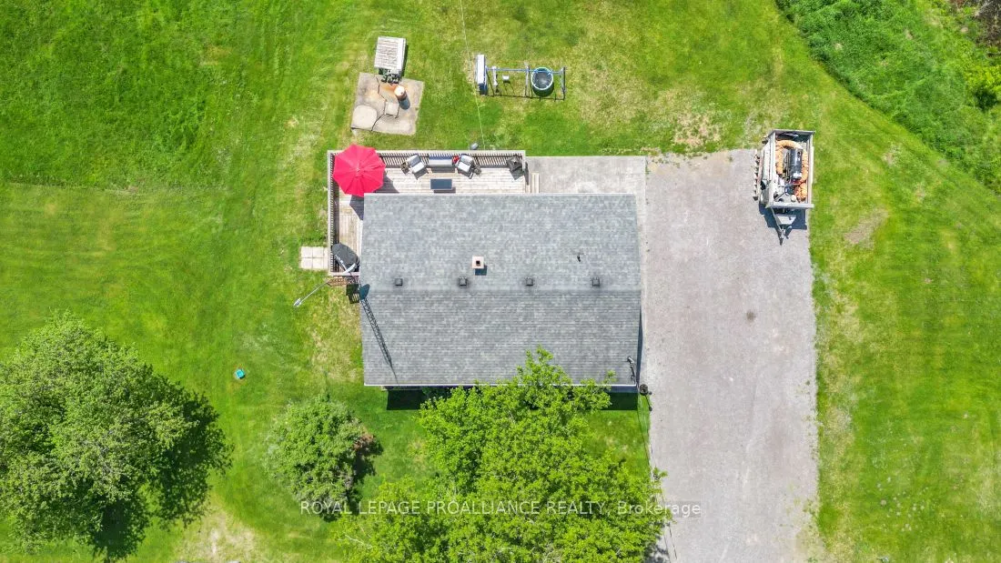 429 Elzevir Road