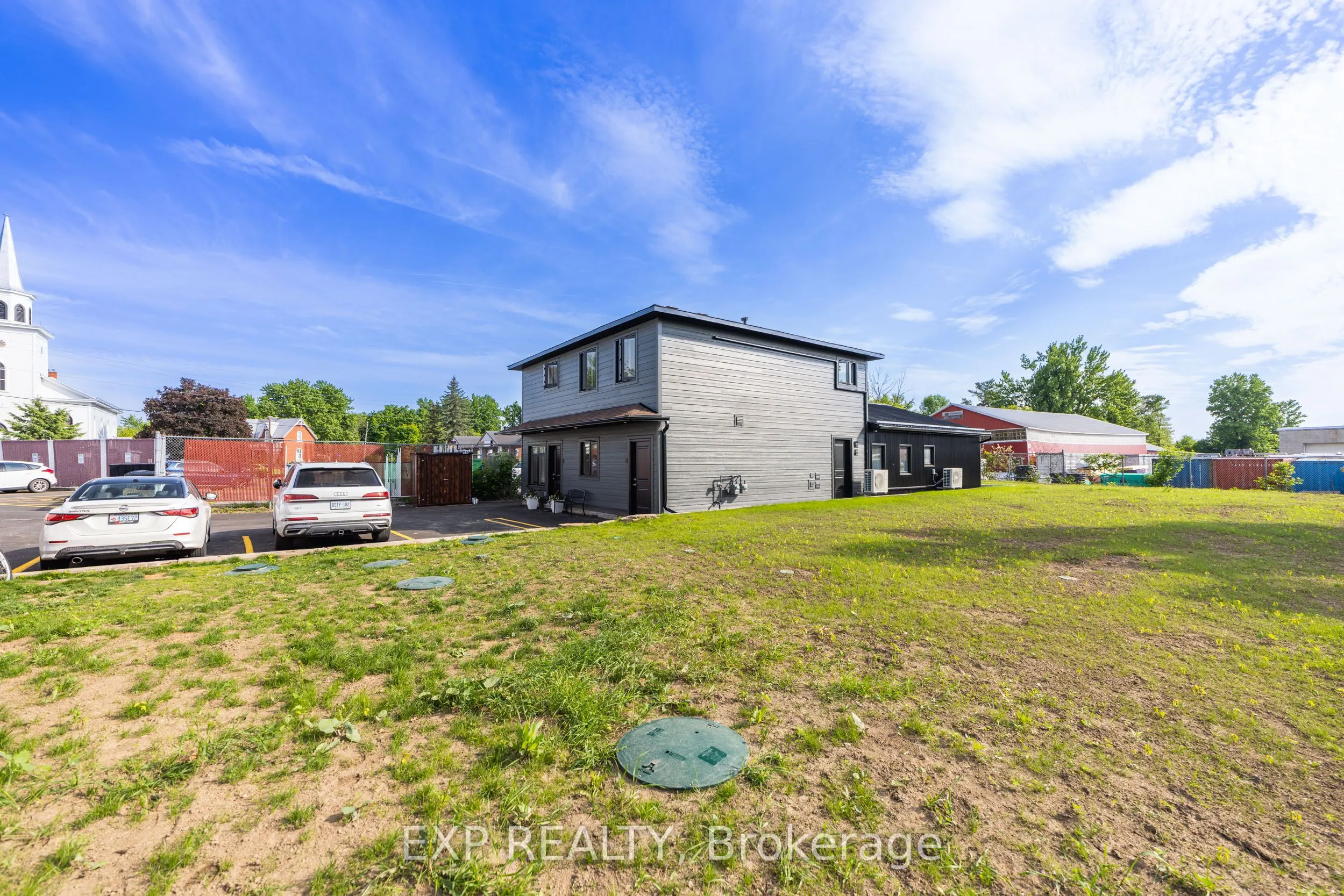 6610 FOURTH LINE Road