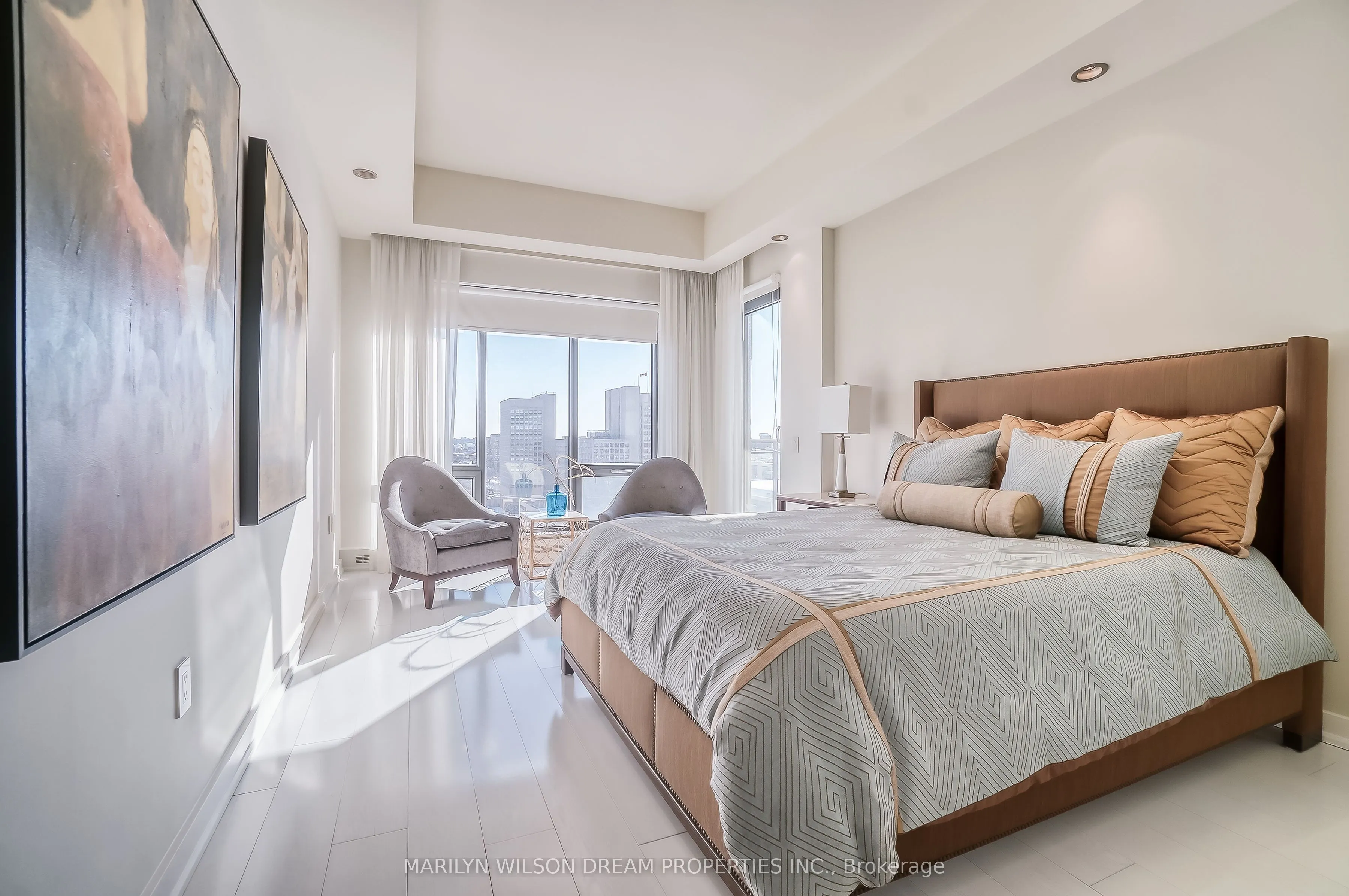 90 George Street, #1701