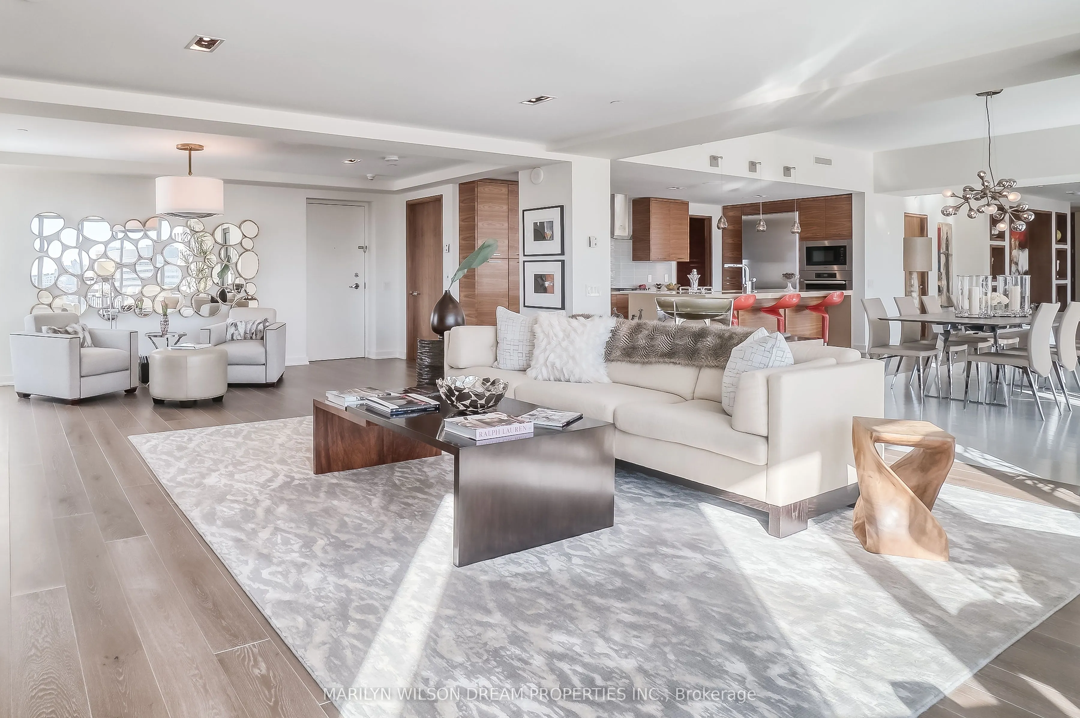 90 George Street, #1701