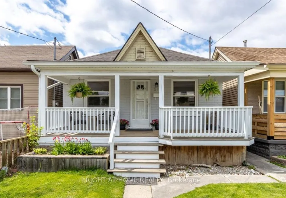 51 Fairview Avenue