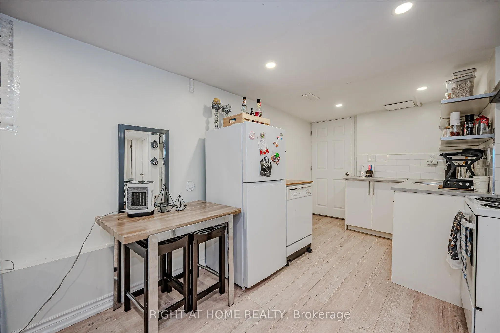 51 Fairview Avenue