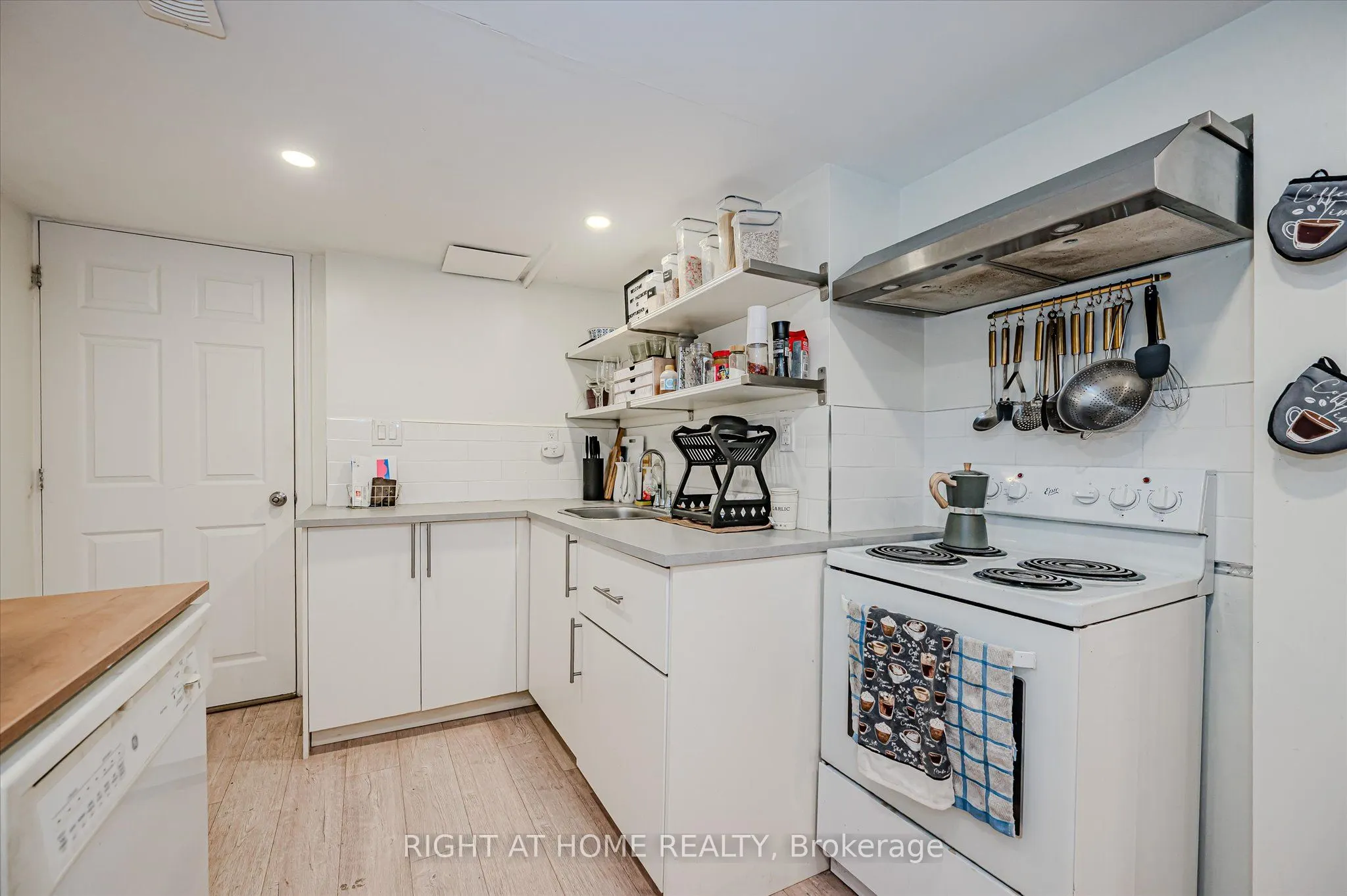 51 Fairview Avenue
