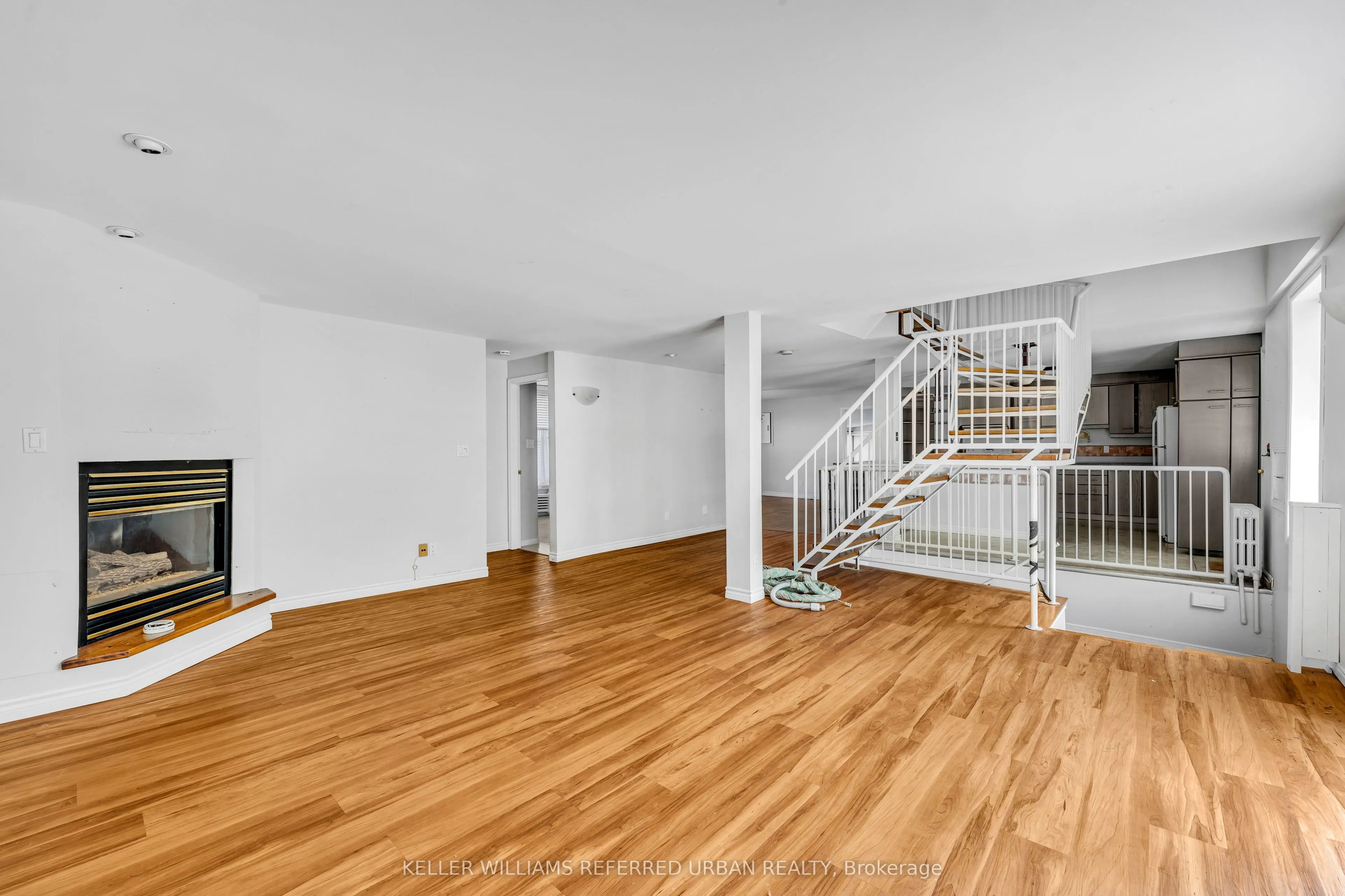 319 Division Street