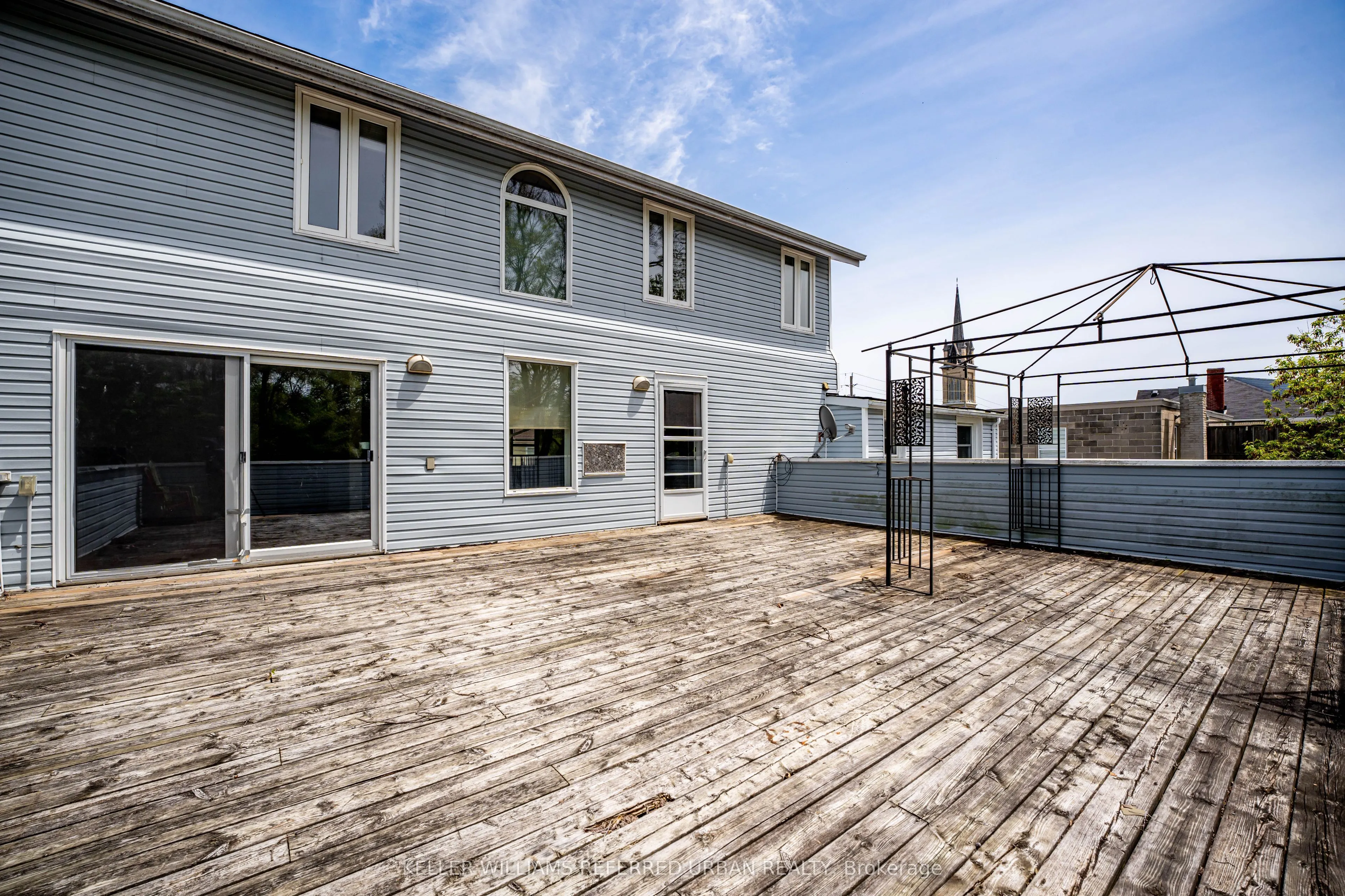 319 Division Street