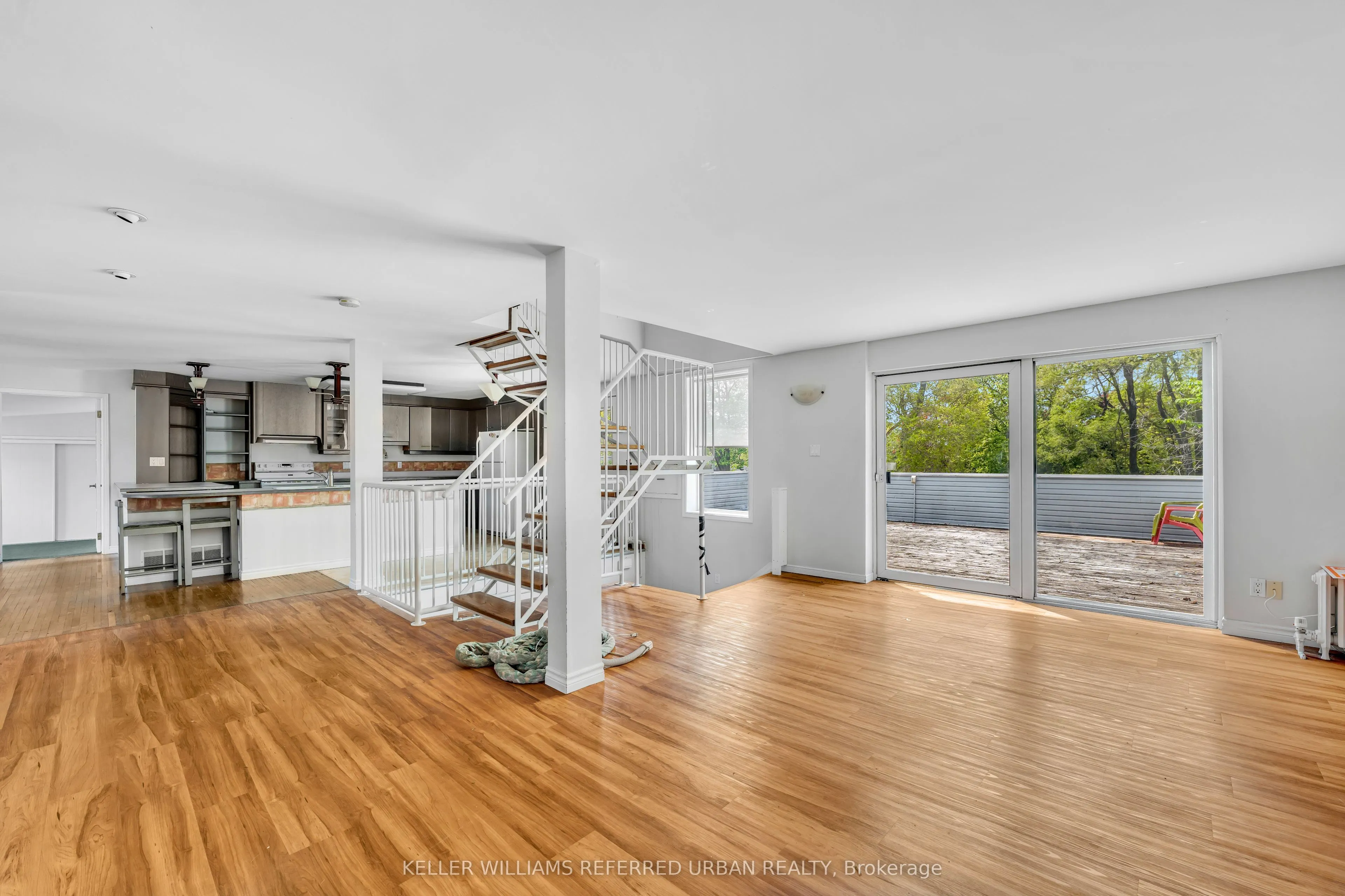 319 Division Street