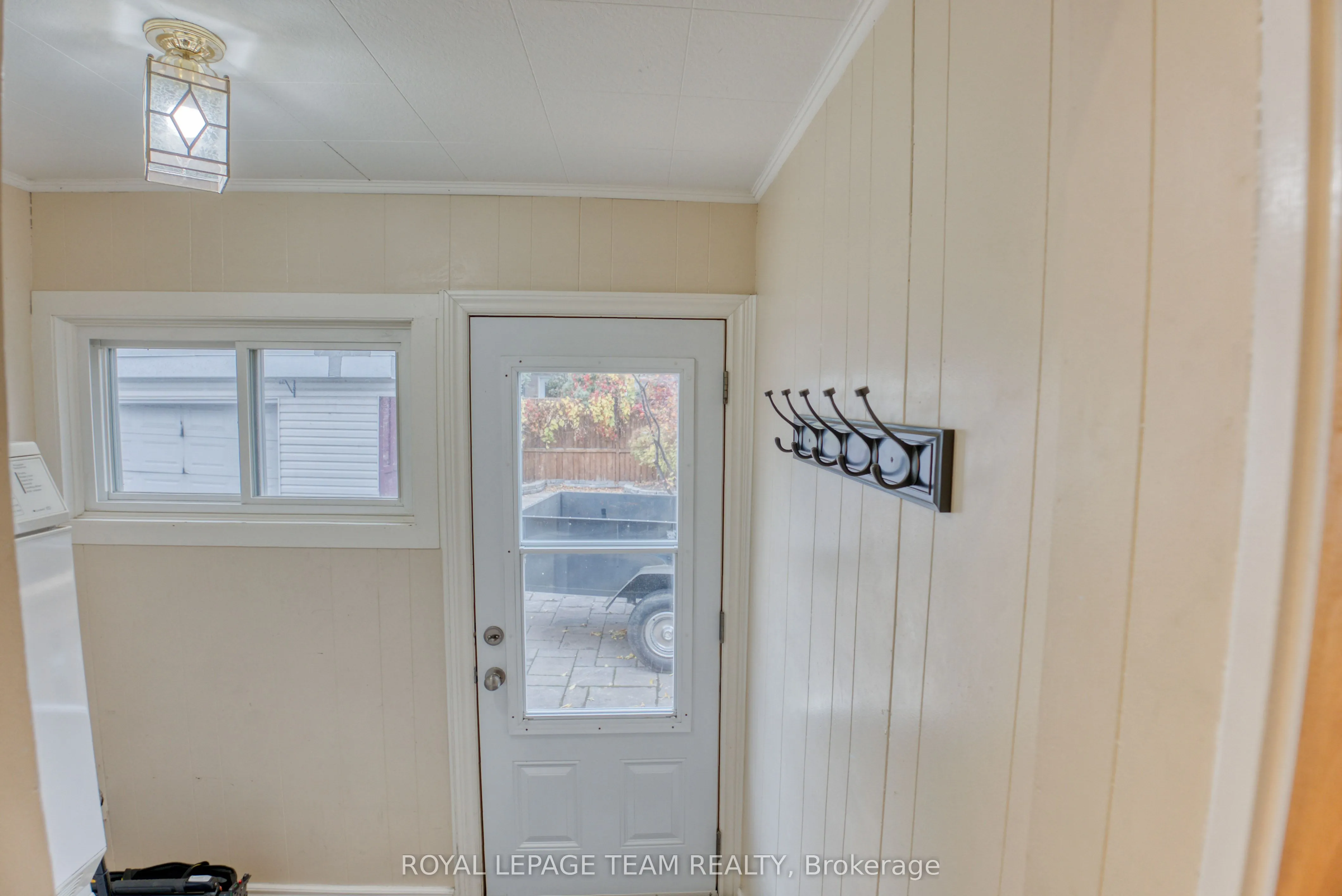 87 Guigues Avenue